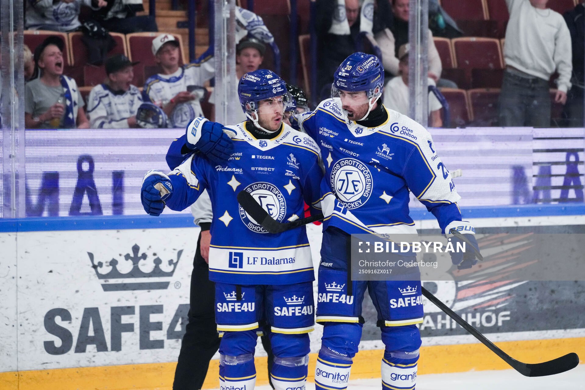 Leksands Michael Lindqvist och Nolan Stevens jublar