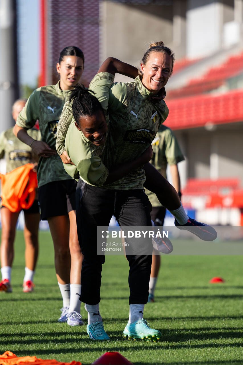 Faith Chinzimu and Aivi Luik of Häcken