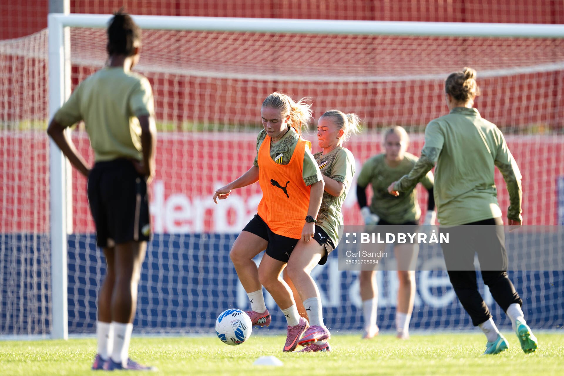 Pernille Sanvig and Matilda Nildén of Häcken