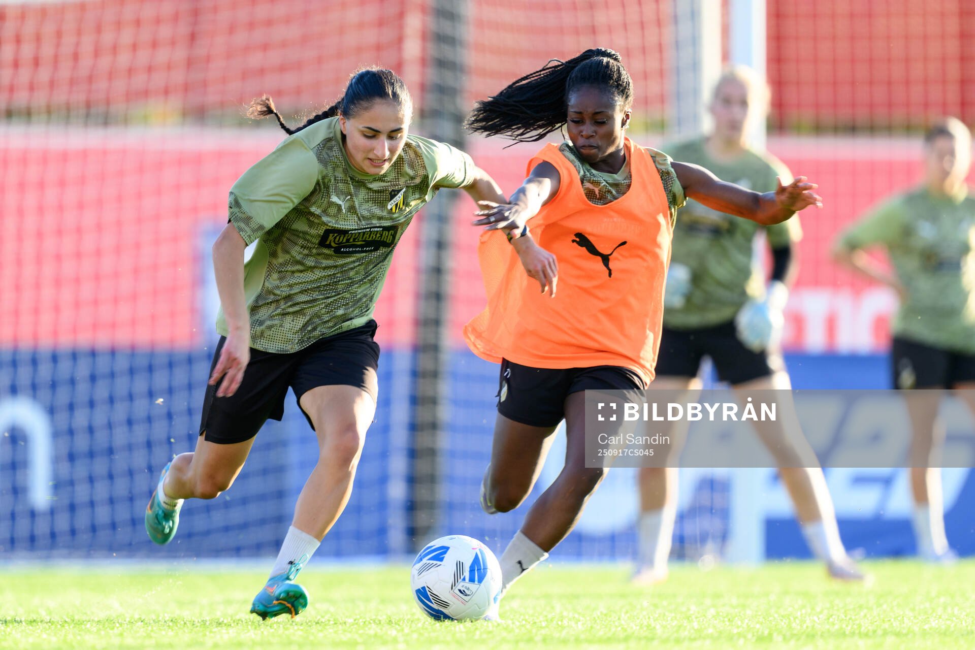 Nesrin Akgun and Monica Jusu Bah of Häcken