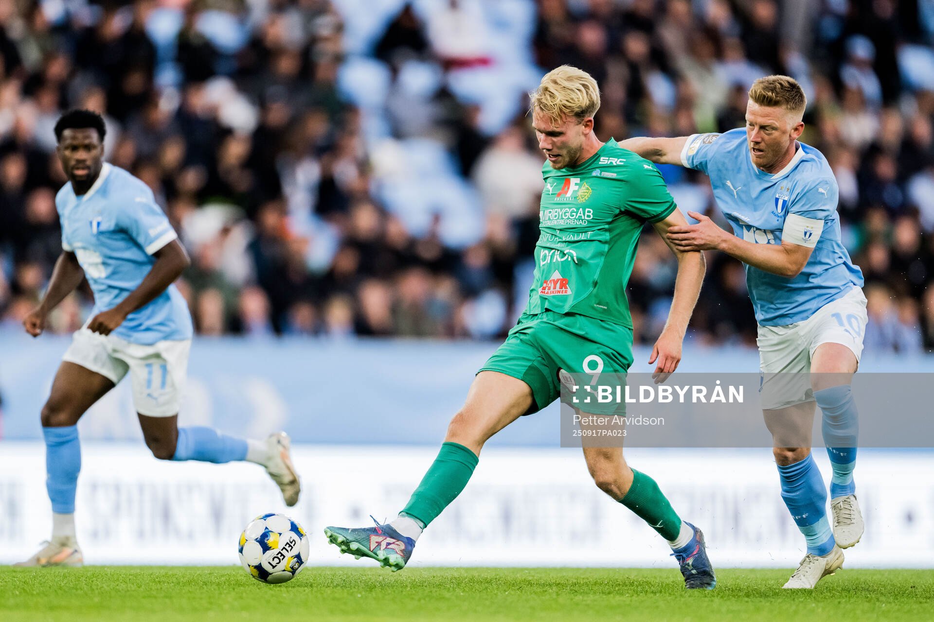 BK Olympics Emil Persson och Malmö FFs Anders Christiansen