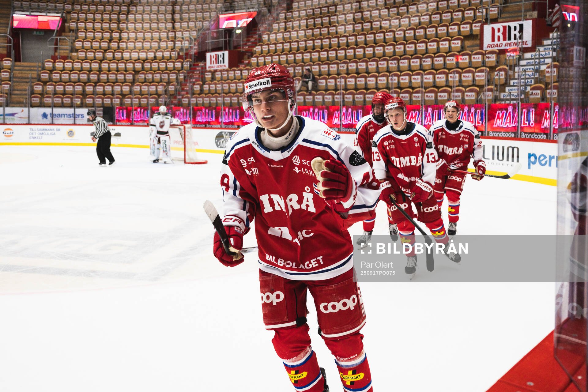 Timrås Filip Sjölund jublar
