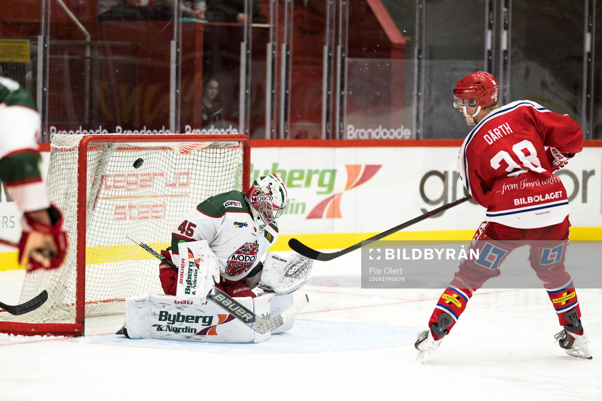 Timrås Olle Därth gör 4-1