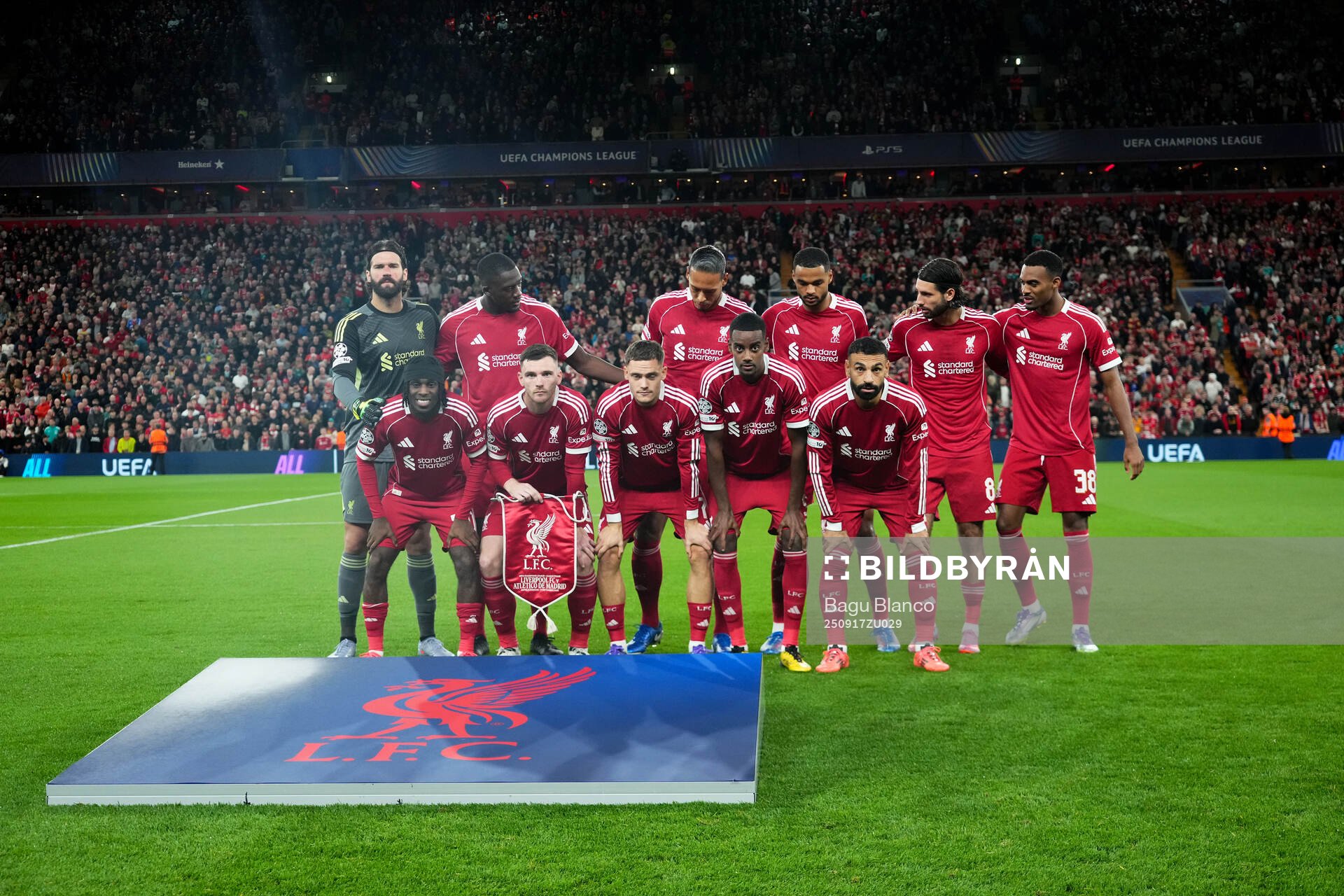 Alexander Isak of Liverpool with the starting eleven