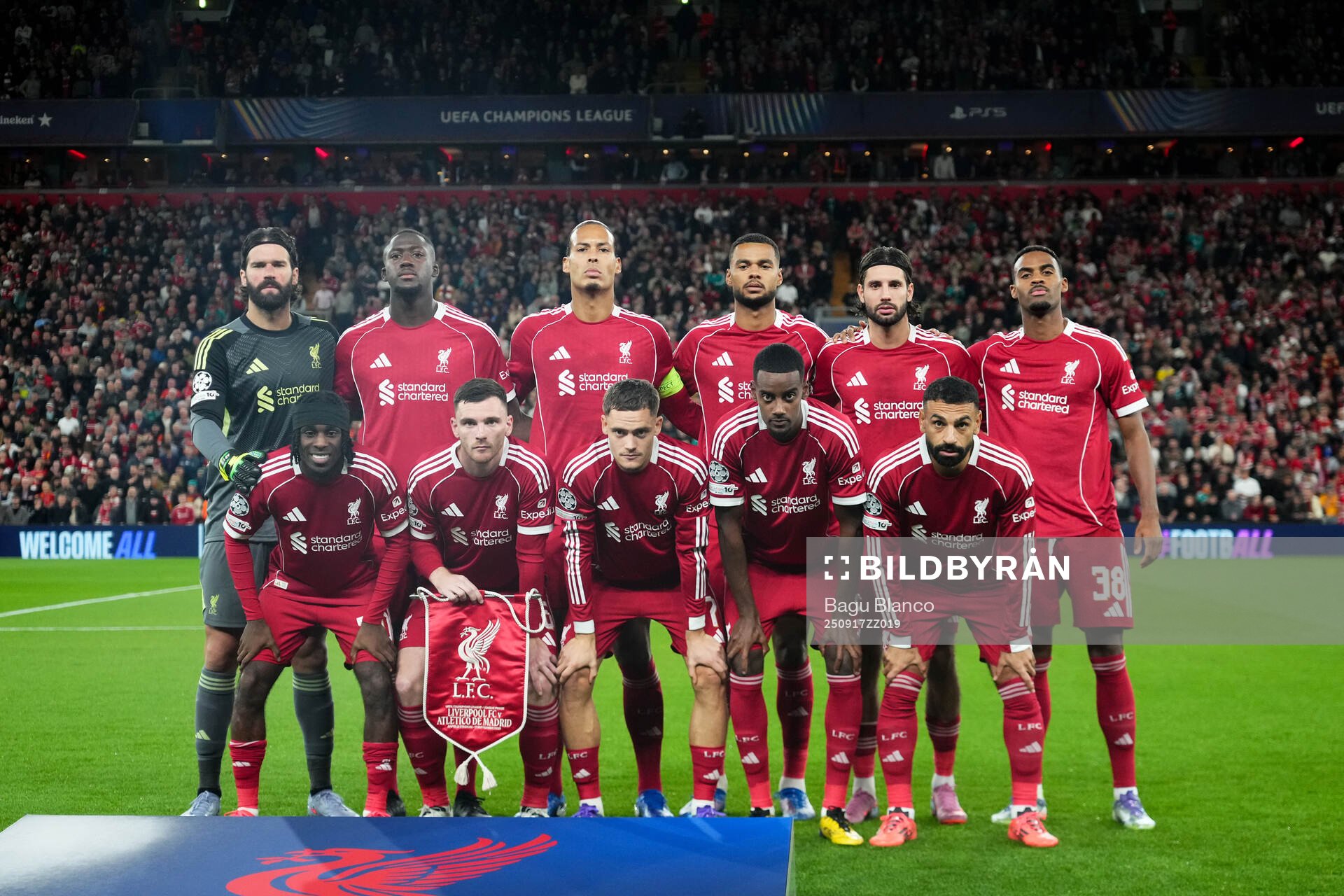 Alexander Isak of Liverpool with the starting eleven