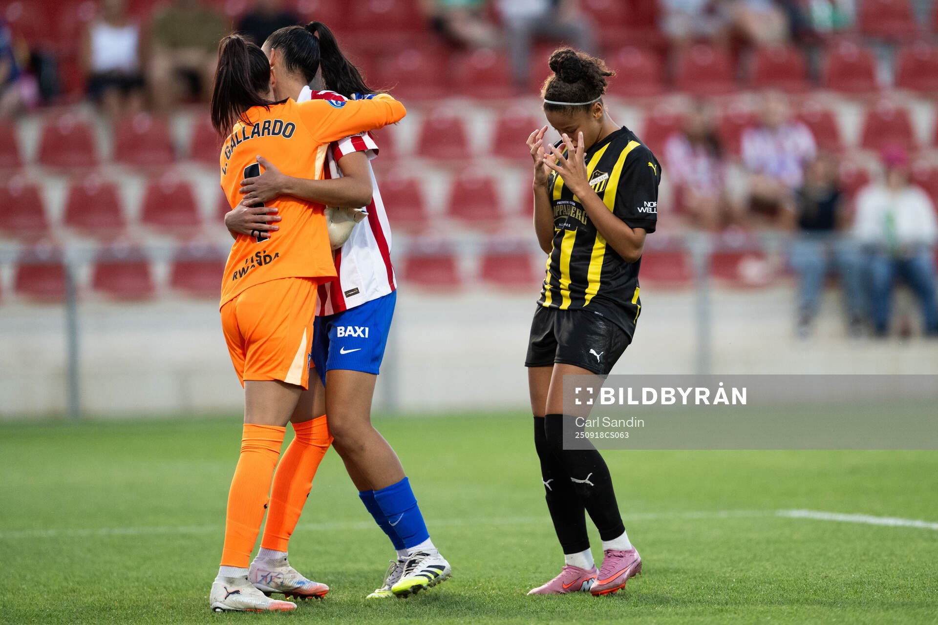 Felicia Schröder of Häcken looks dejected