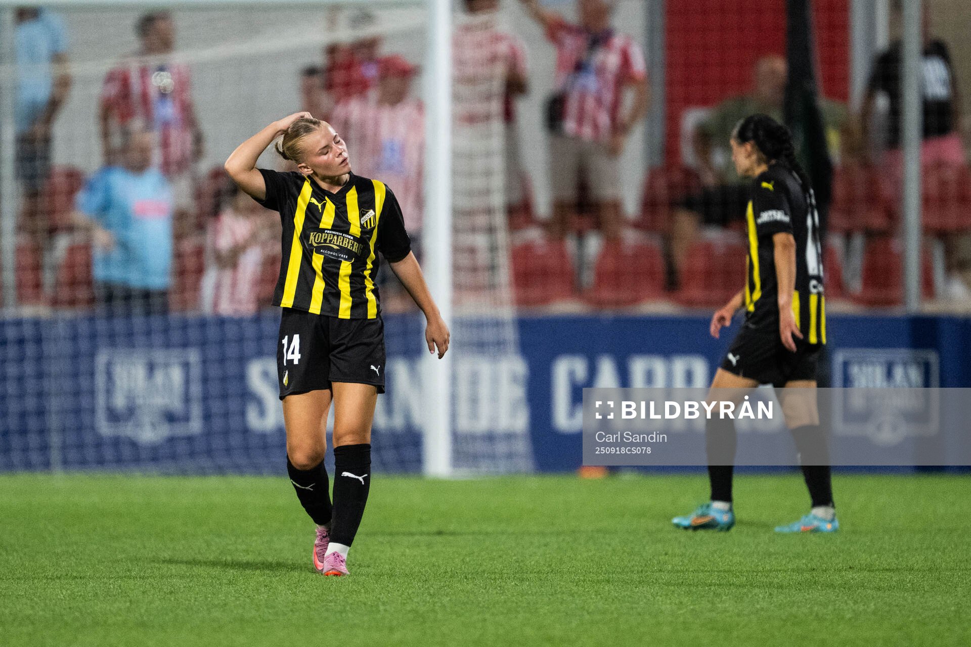 Matilda Nildén of Häcken looks dejected