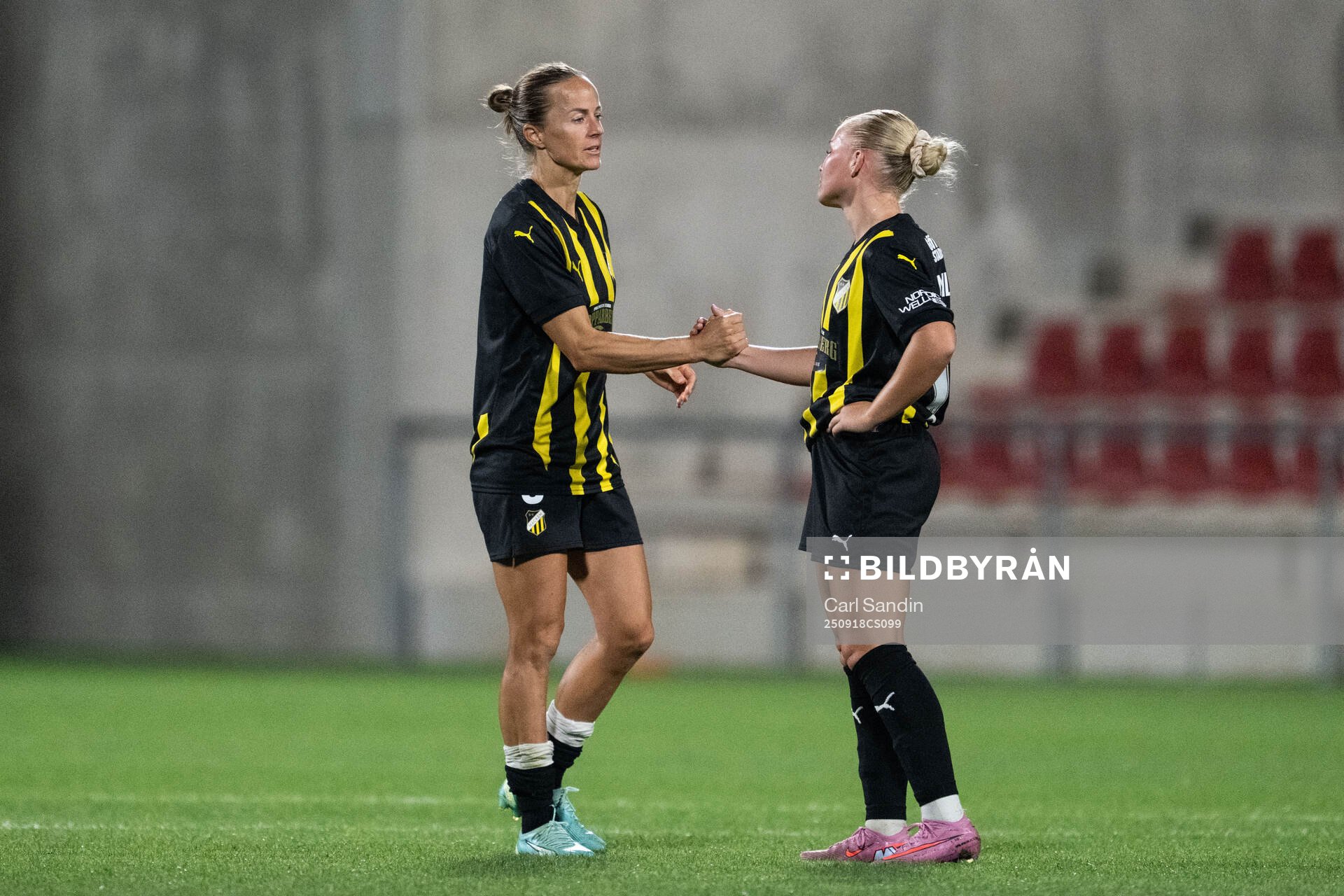 Aivi Luik and Matilda Nildén of Häcken look dejected