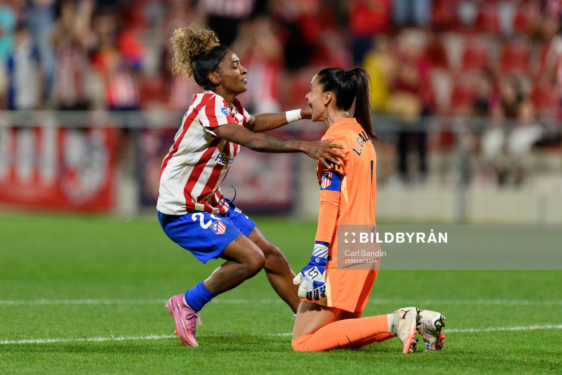 Luany and goalkeeper Lola Gallardo of Atletico Madrid