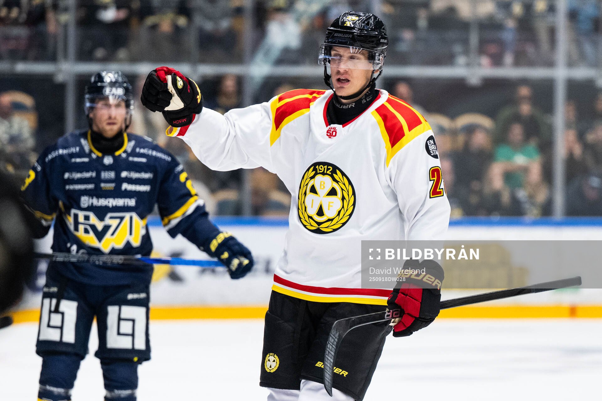 Brynäs Oskar Lindblom jublar