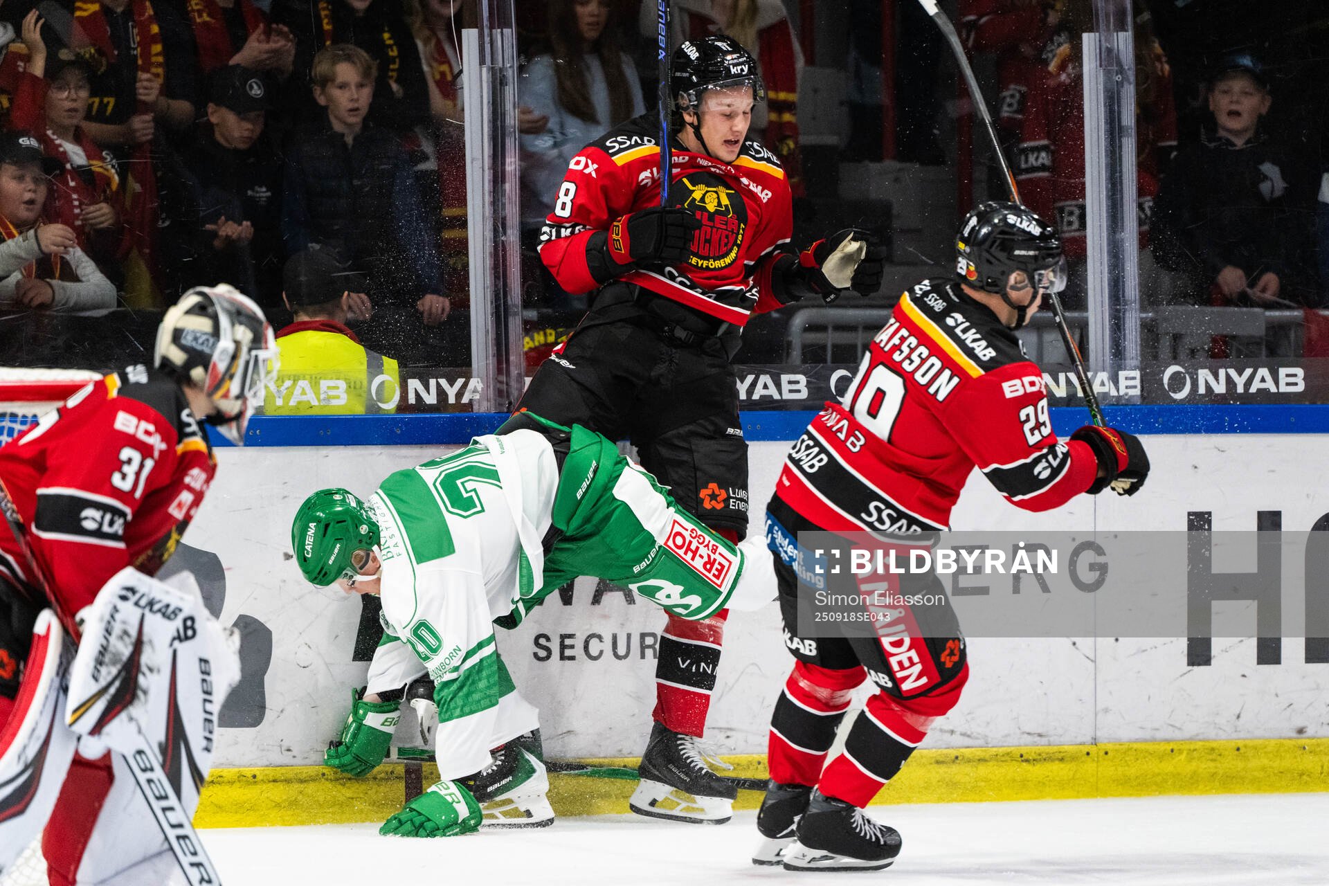 Rögles Marwin Jarbsjö och Luleås William Håkansson