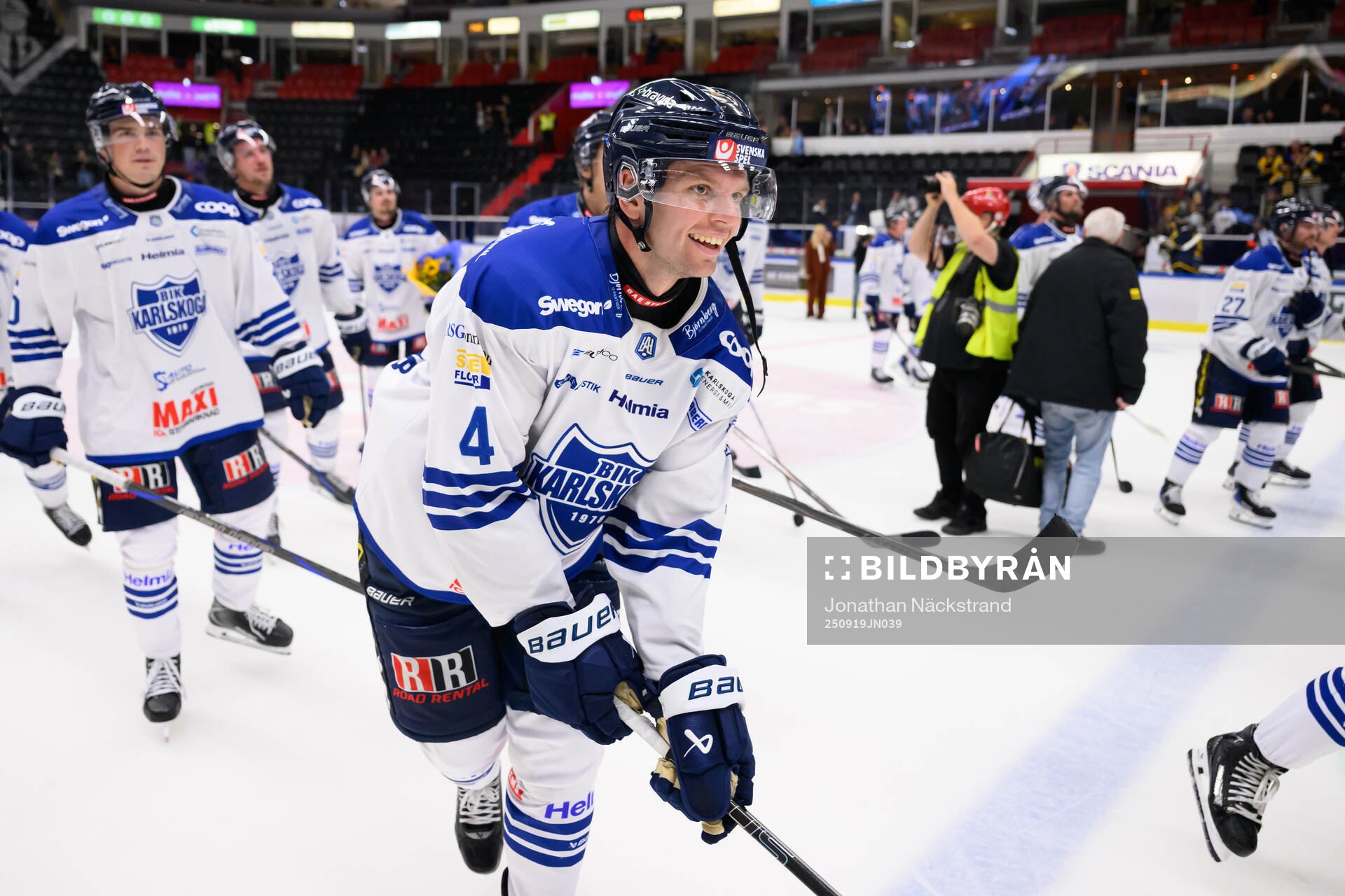 Karlskogas Alexander Leandersson jublar