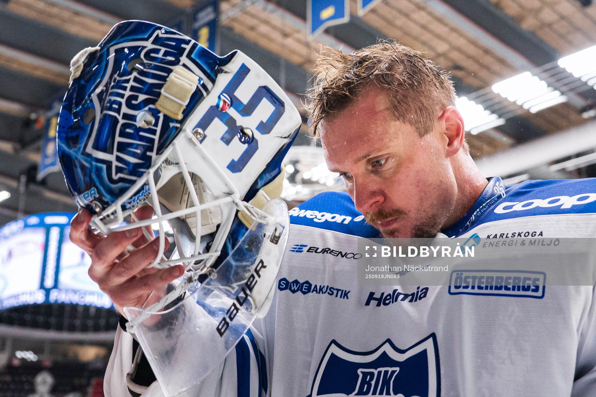 Karlskogas målvakt Lars Volden