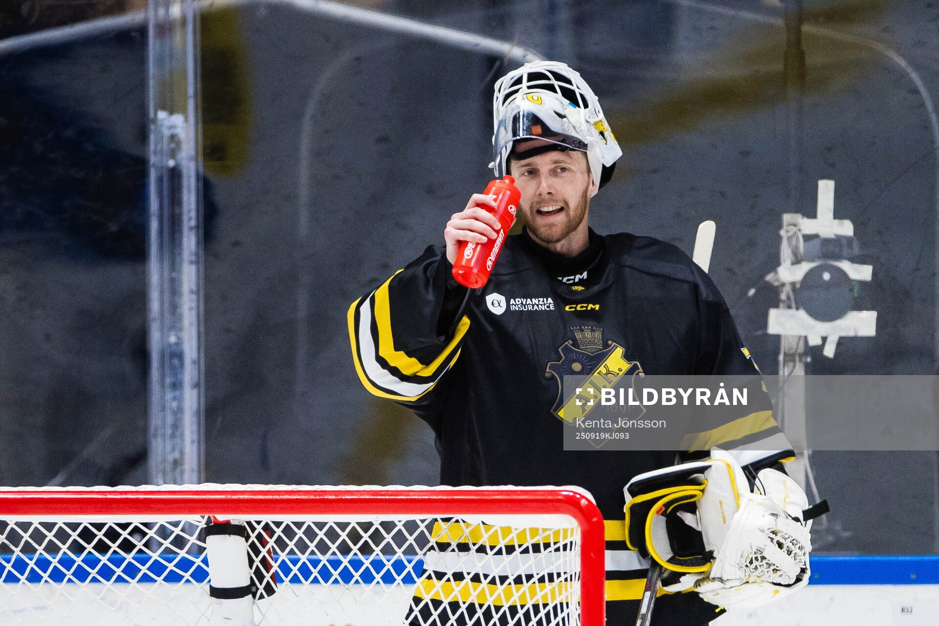 AIKs målvakt Victor Brattström