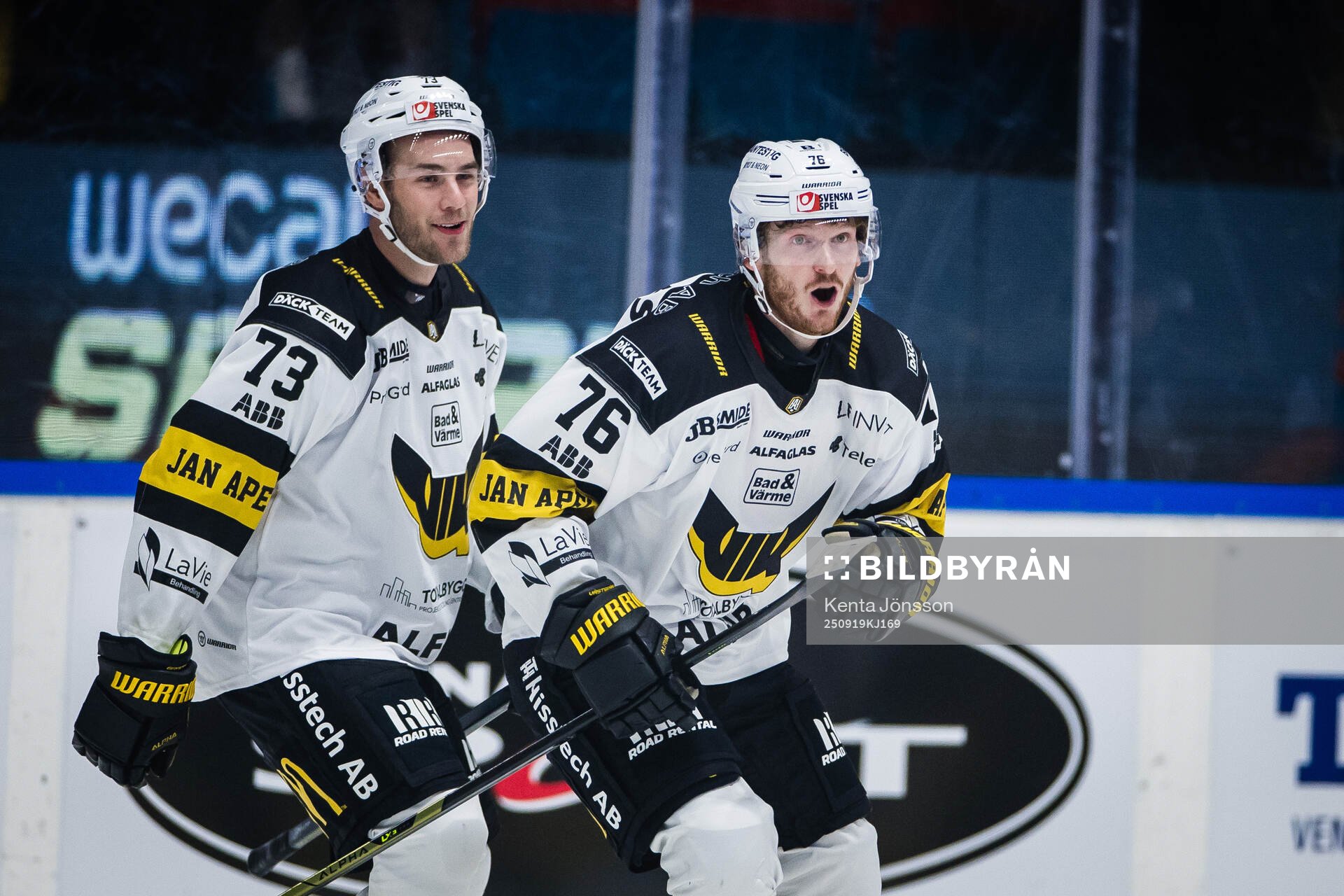 Västerås Oskar Kvist jublar