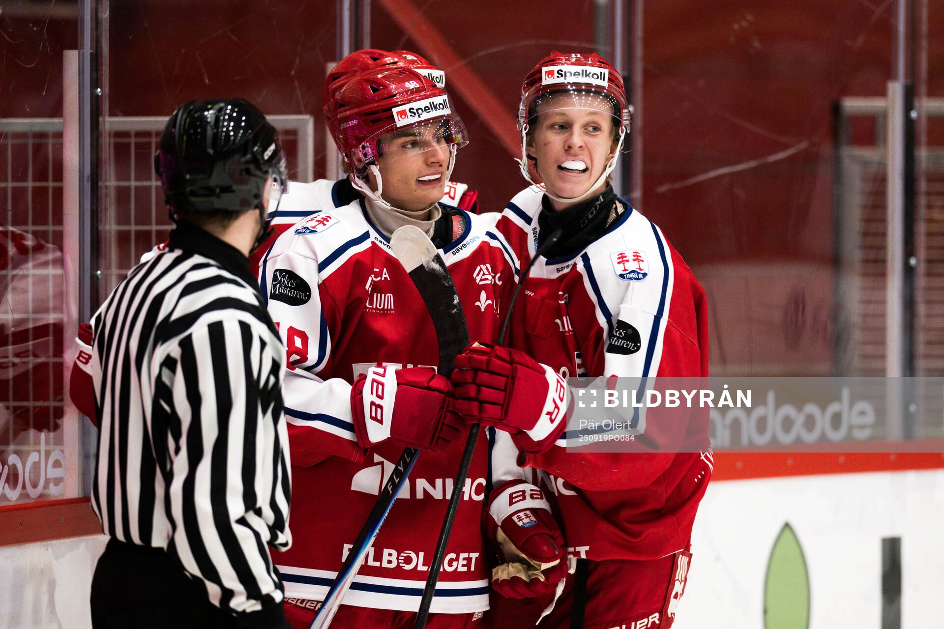 Timrås David Slacik jublar