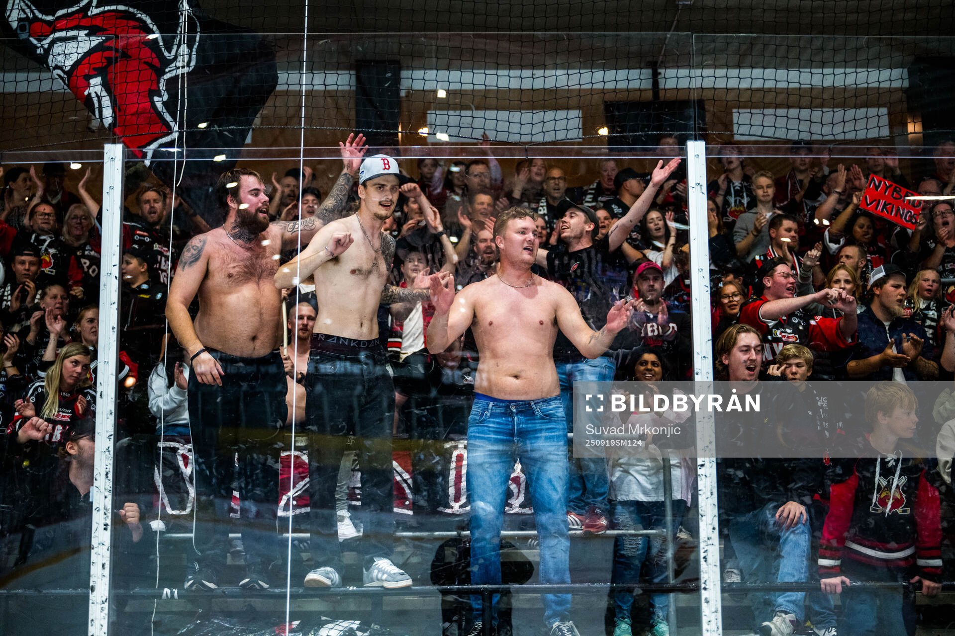 Nybros fans jublar