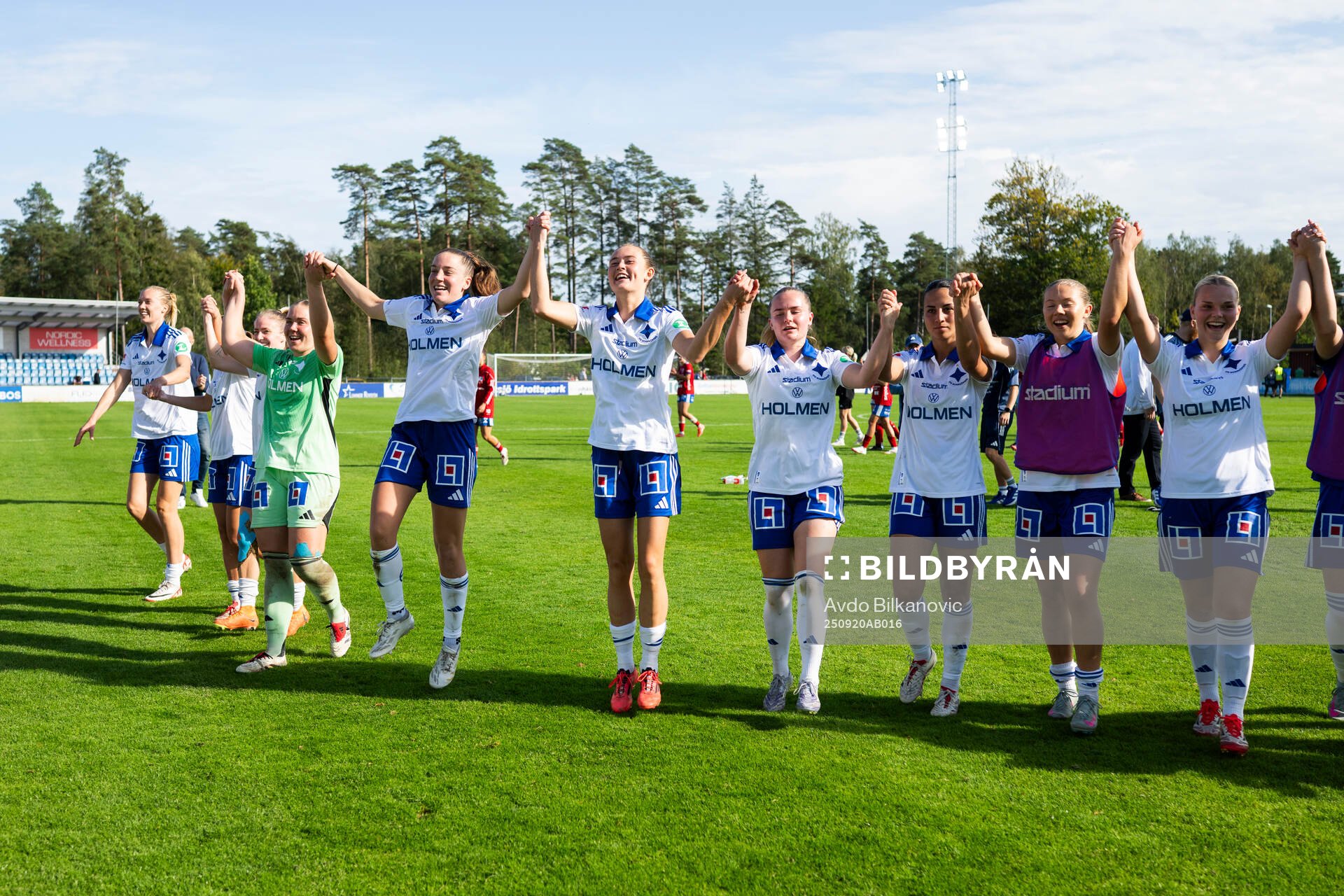 IFK Norrköpings spelare jublar