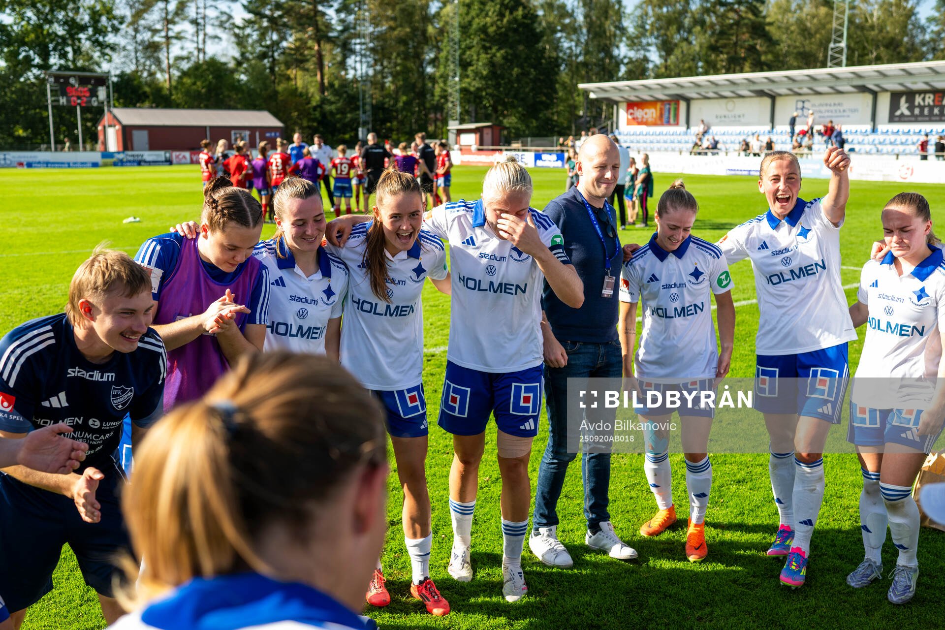 IFK Norrköpings spelare jublar