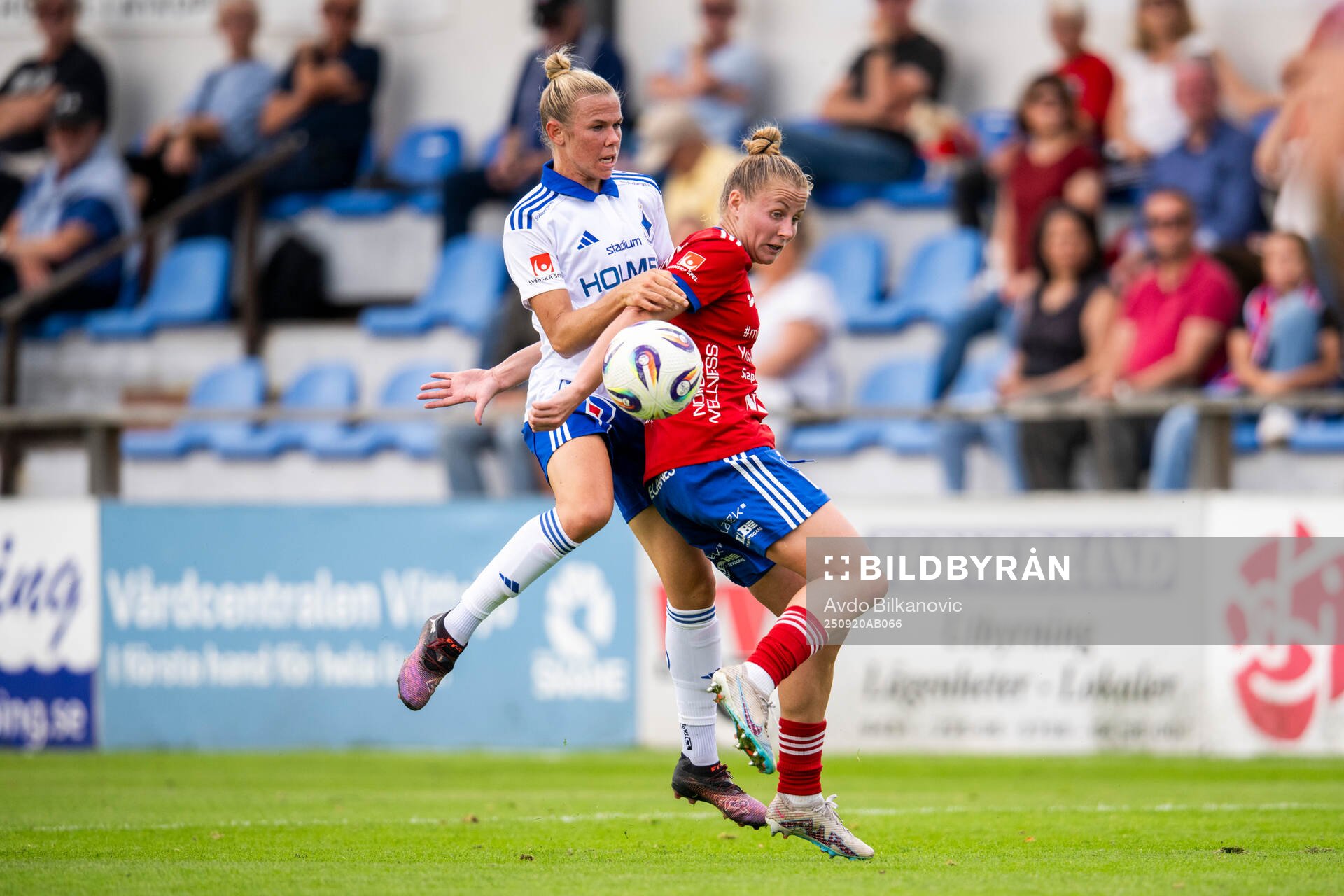 Vittsjös Sofie Rewucha och IFK Norrköpings Jessica Wik