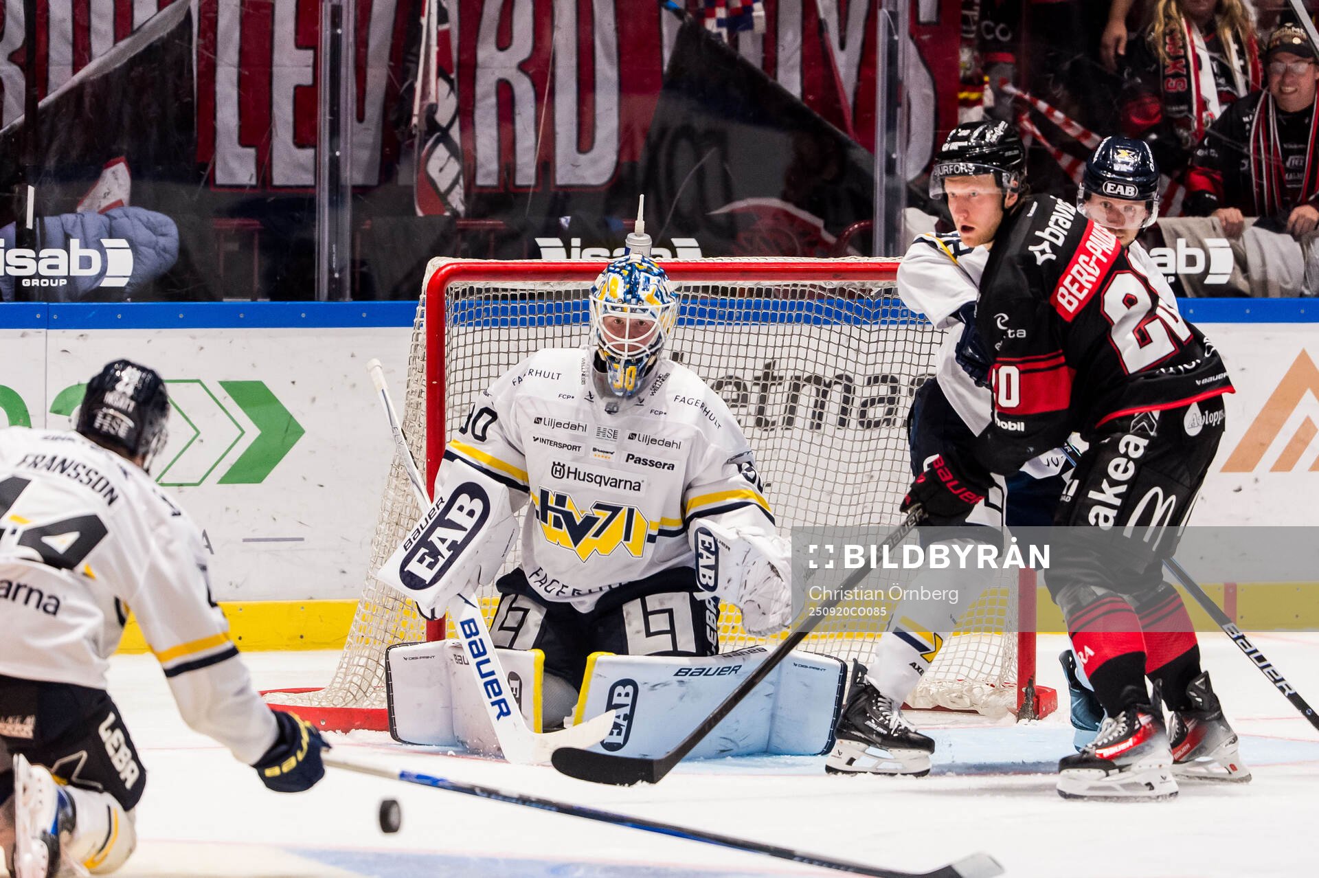 HV71s målvakt Lassi Lehtinen och Malmö Redhawks Thomas