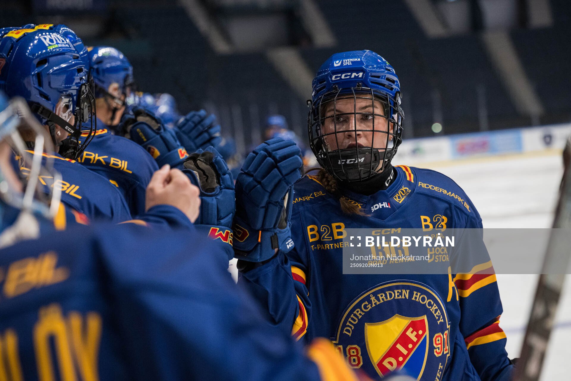 Djurgårdens Madeline Posick jublar
