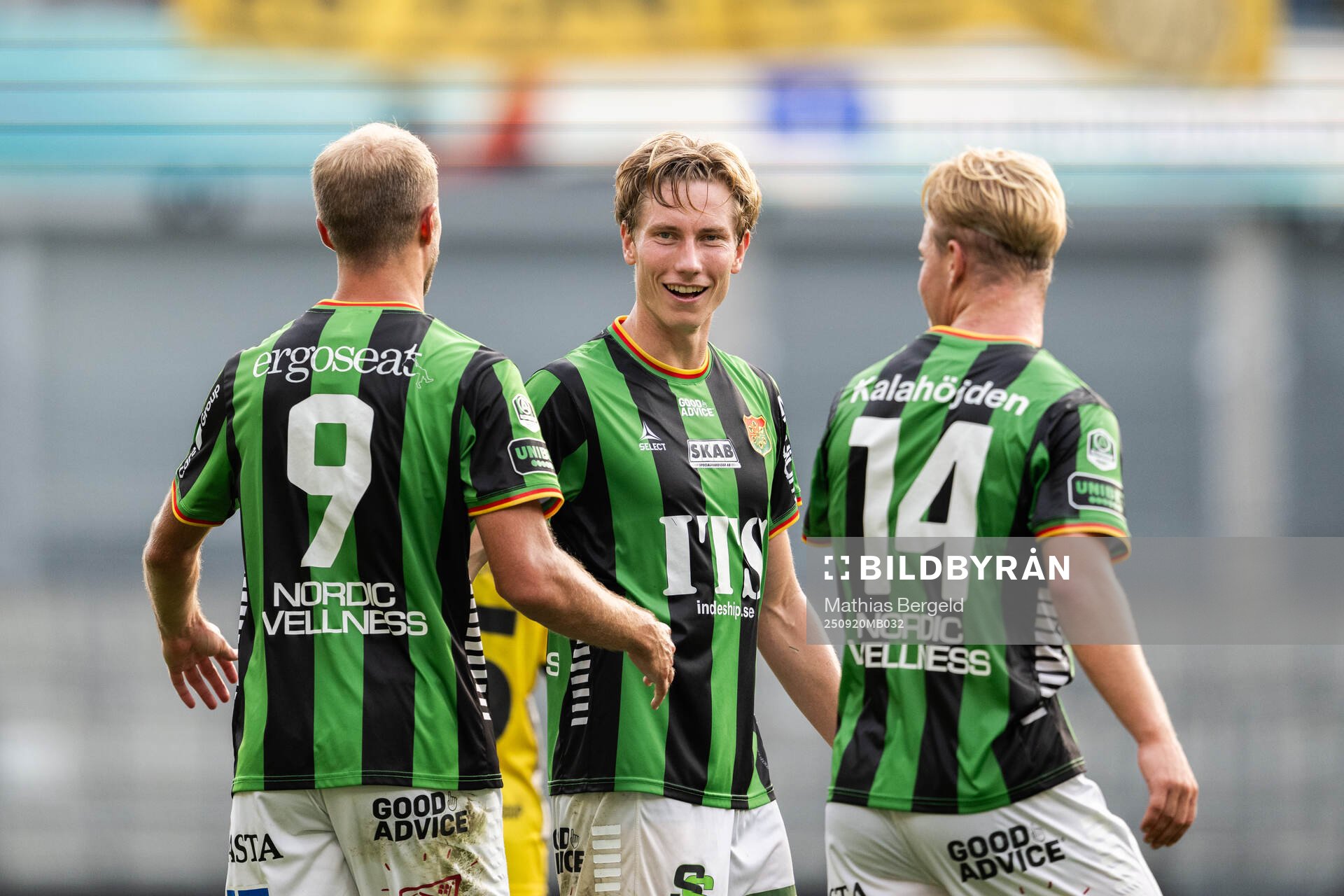 GAIS Gustav Lundgren, Robin Frej och Filip Gustafsson jublar