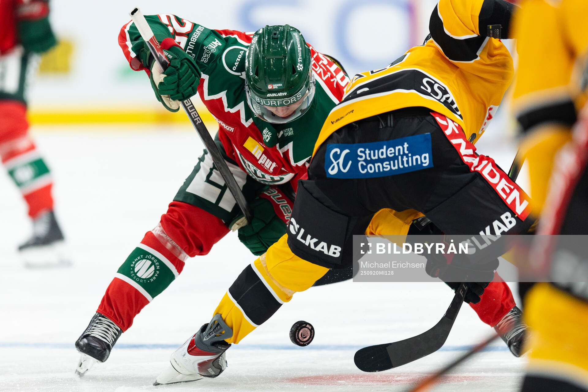 Frölundas Arttu Ruotsalainen tekar