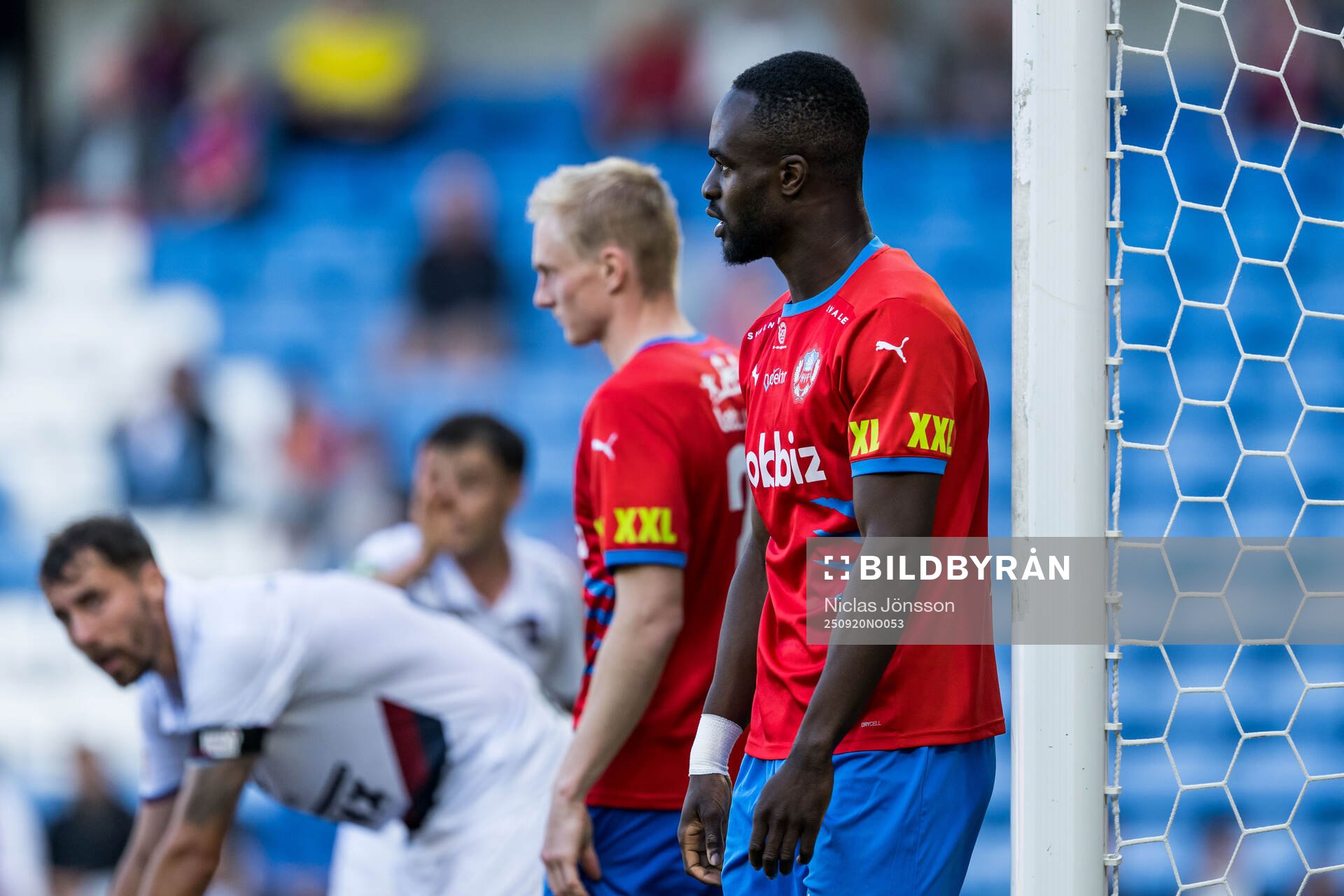 Helsingborgs Adam Akimey deppar