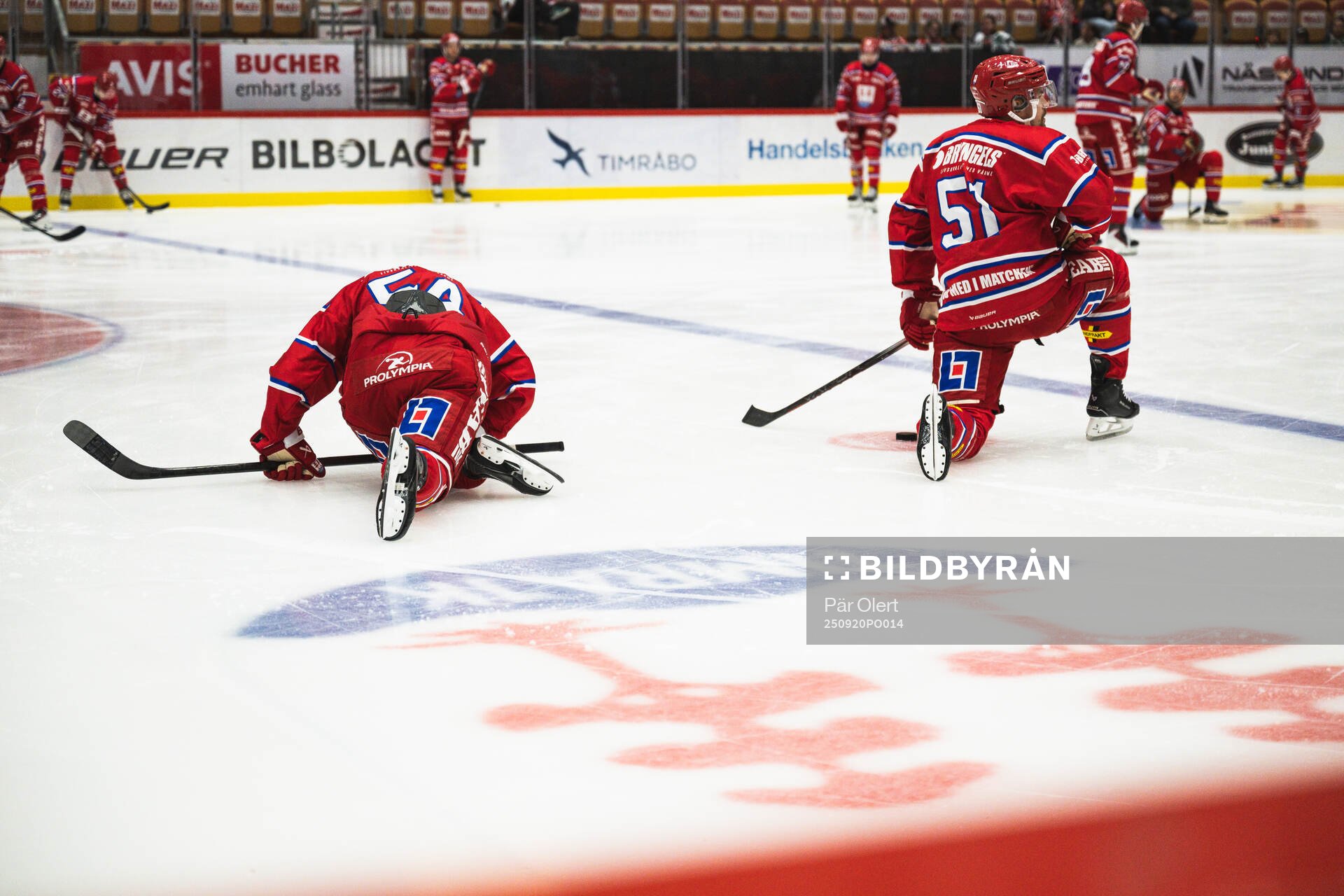 Timrås Jonathan Dahlén och Anton Lander värmer upp