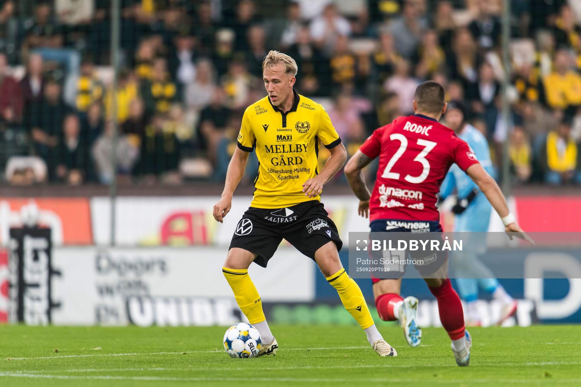 Mjällbys Herman Johansson och Östers Vladimir Rodic