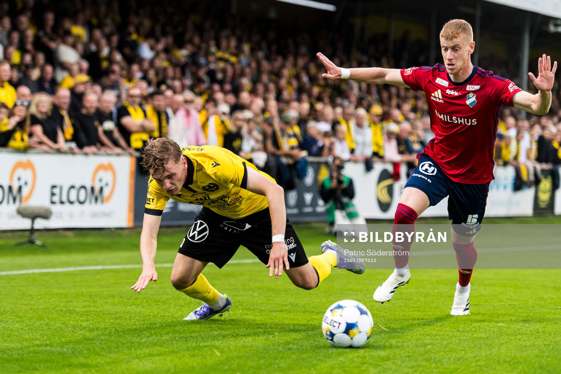 Mjällbys Jeppe Kjaer och Östers Daniel Ask