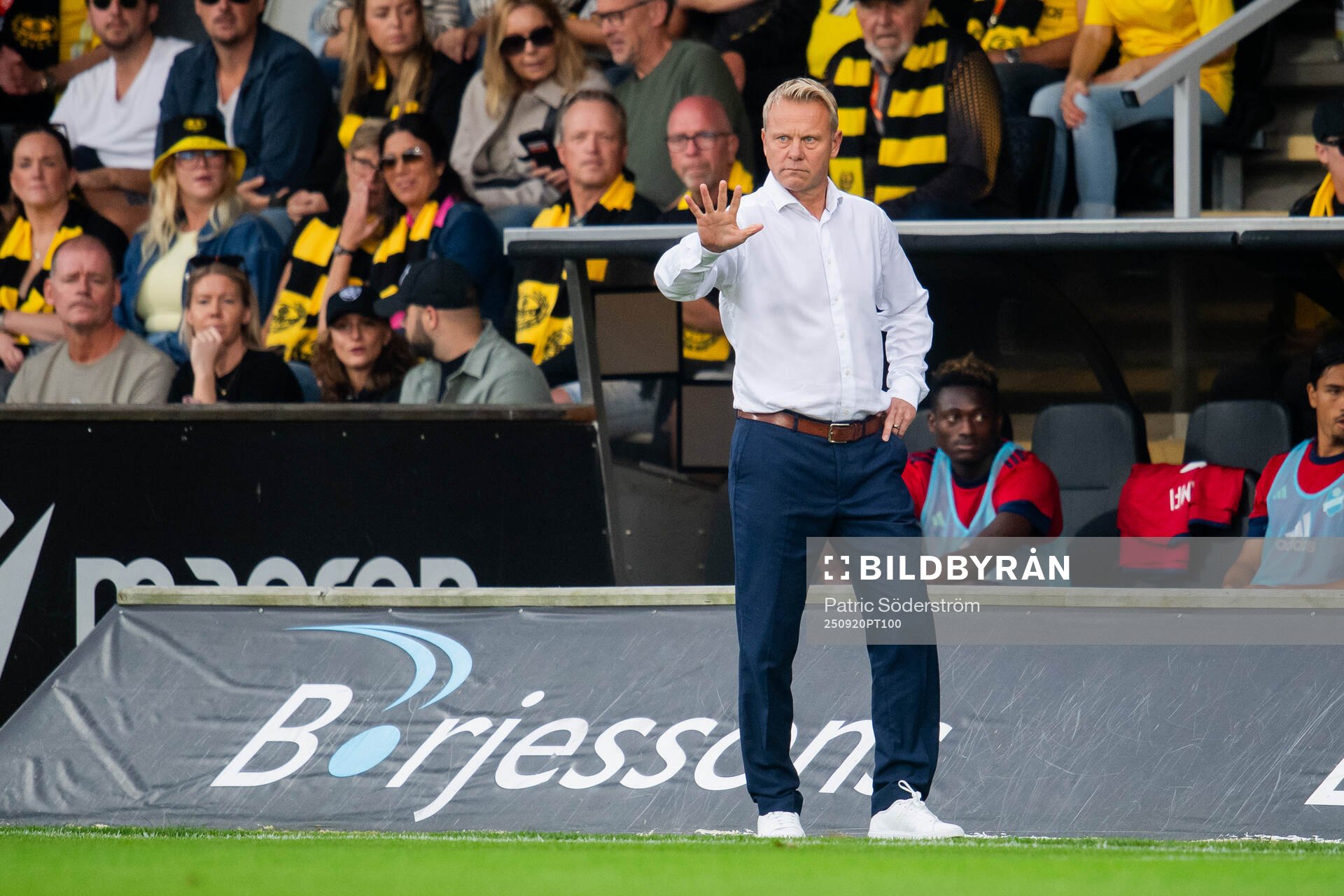 Östers IFs tränare Roberth Björknesjö