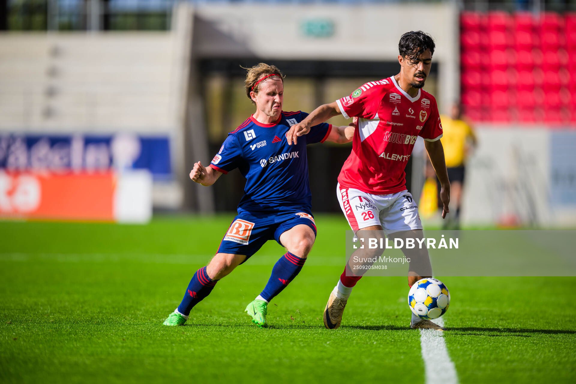 Sandvikens IFs Victor Backman och Kalmars Arash