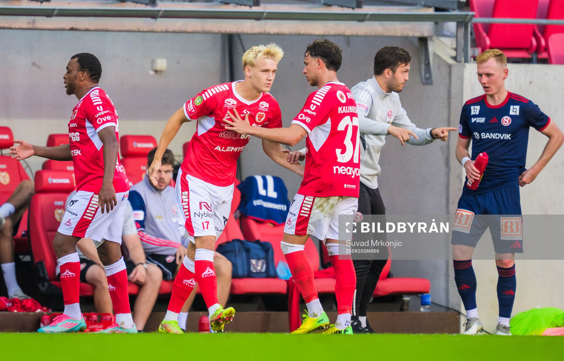Kalmars Carl Gustafsson byts in