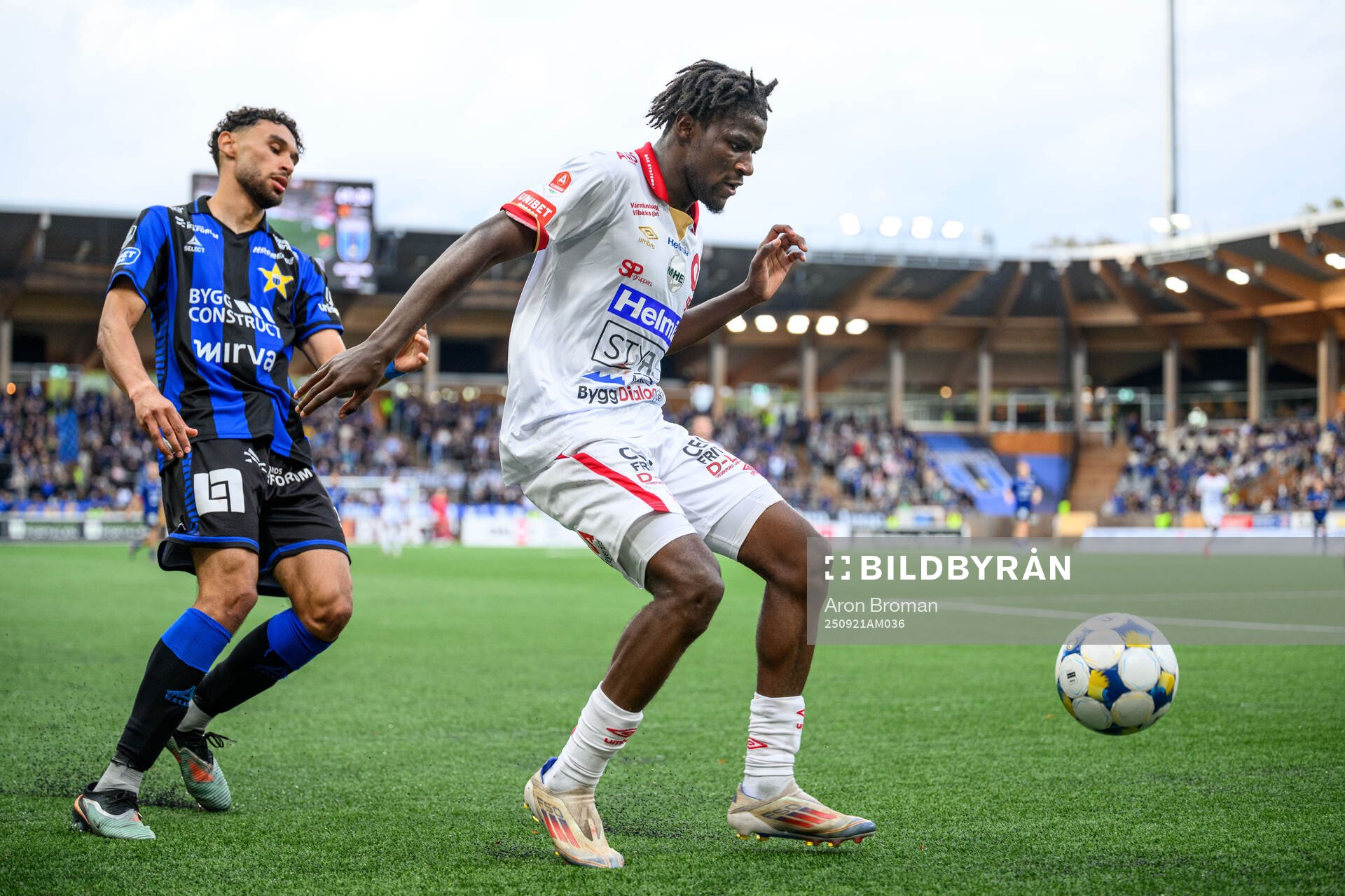 Sirius Joakim Persson och Degerfors Philippe Ndinga
