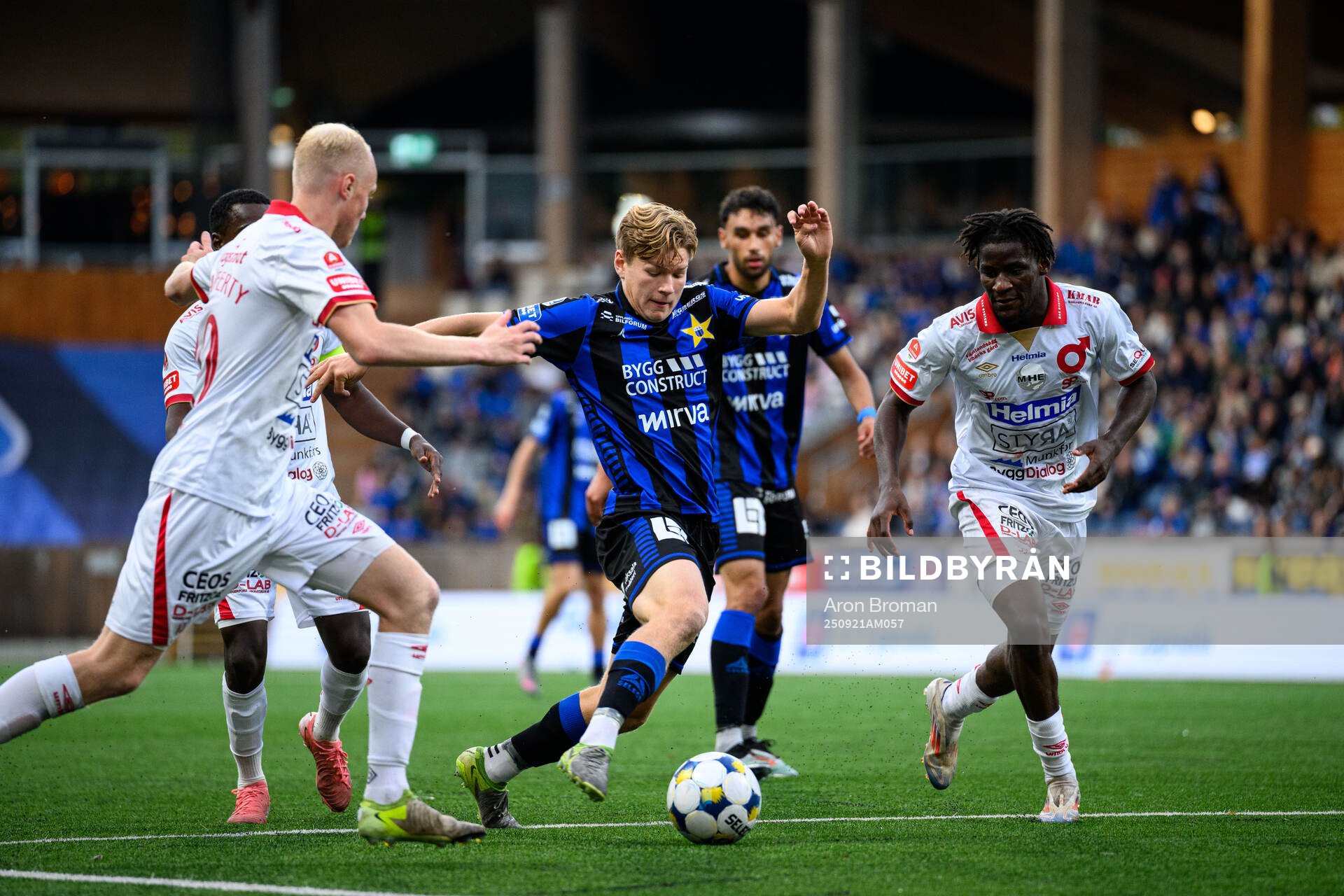 Sirius Victor Svensson, Degerfors Marcus Rafferty och