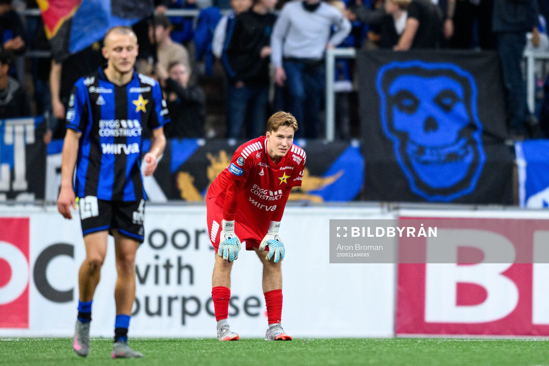 Sirius målvakt David Celic deppar