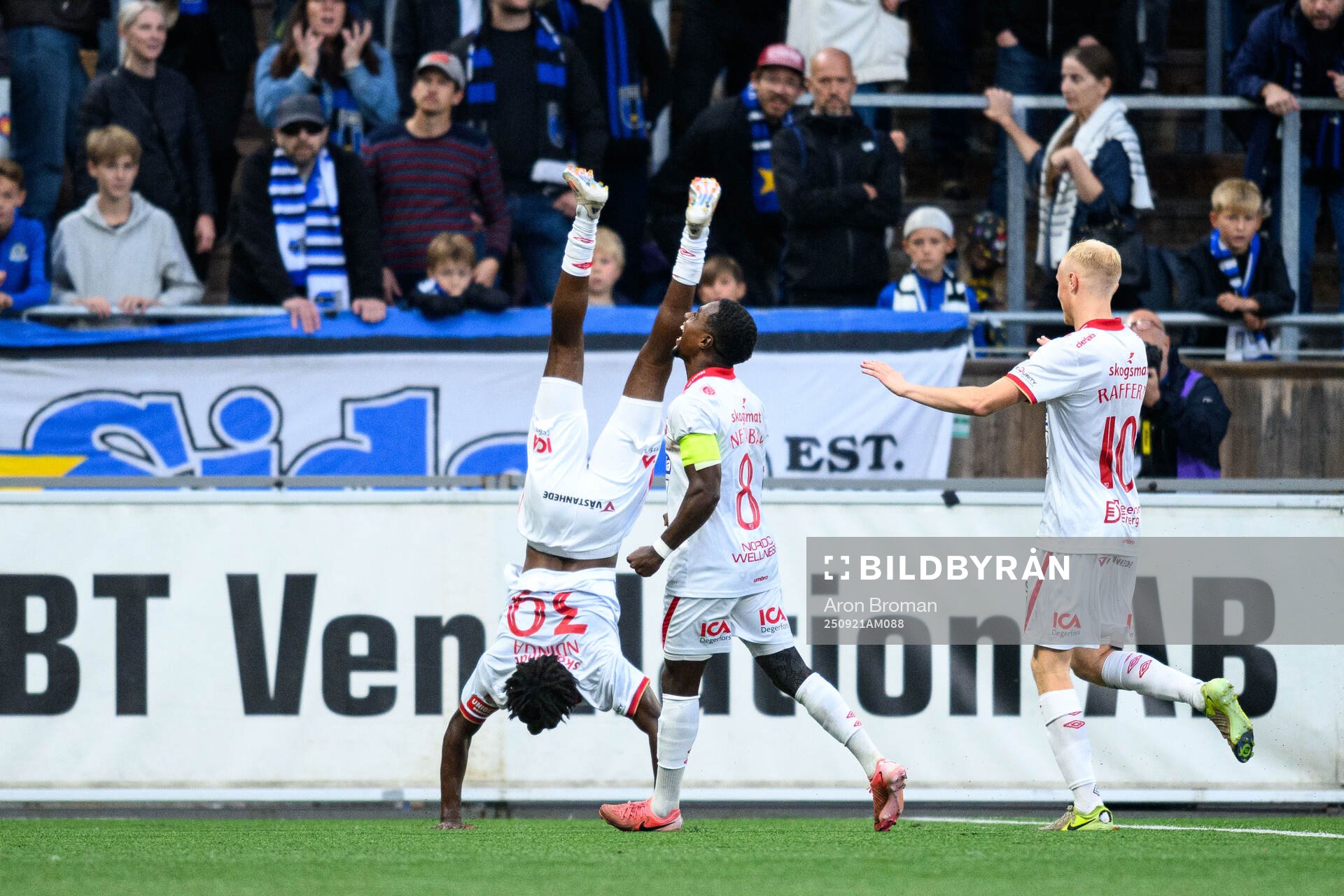 Degerfors Philippe Ndinga Ossiabadjouo jublar