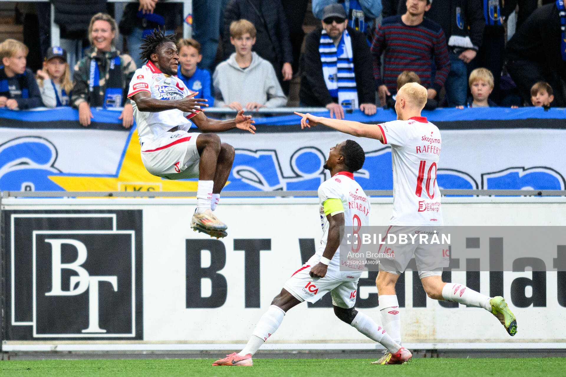 Degerfors Philippe Ndinga Ossiabadjouo jublar