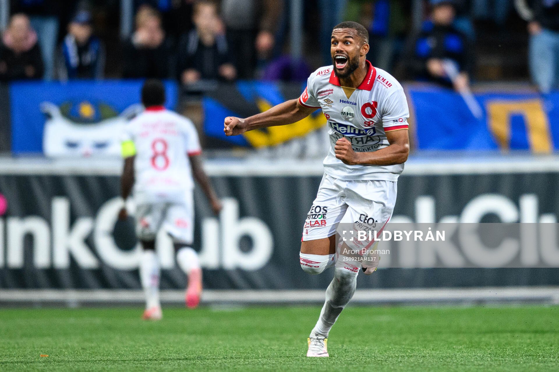 Degerfors Leon Hien jublar