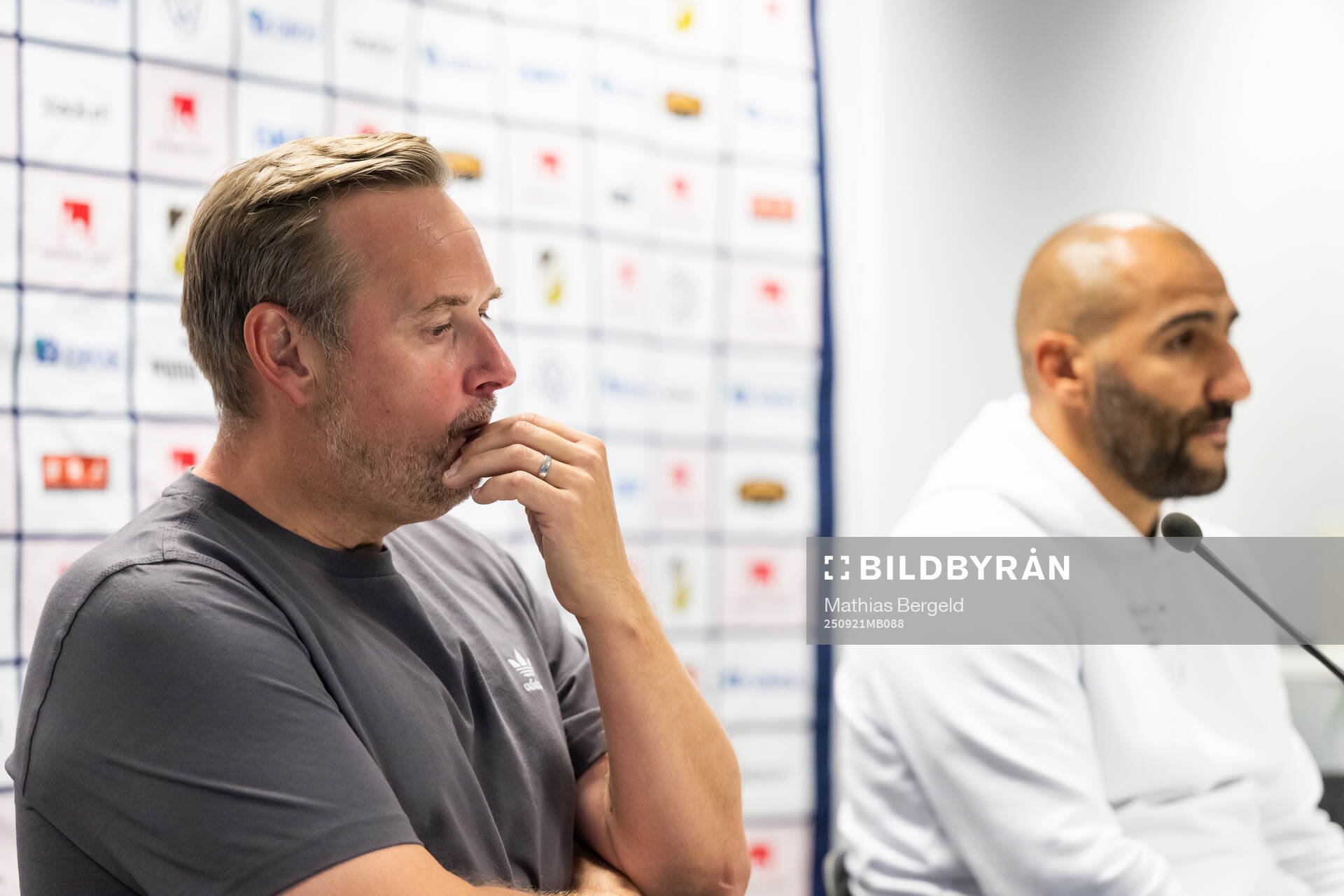 Rosengårds tränare Martin Qvarmans Möller och Häckens