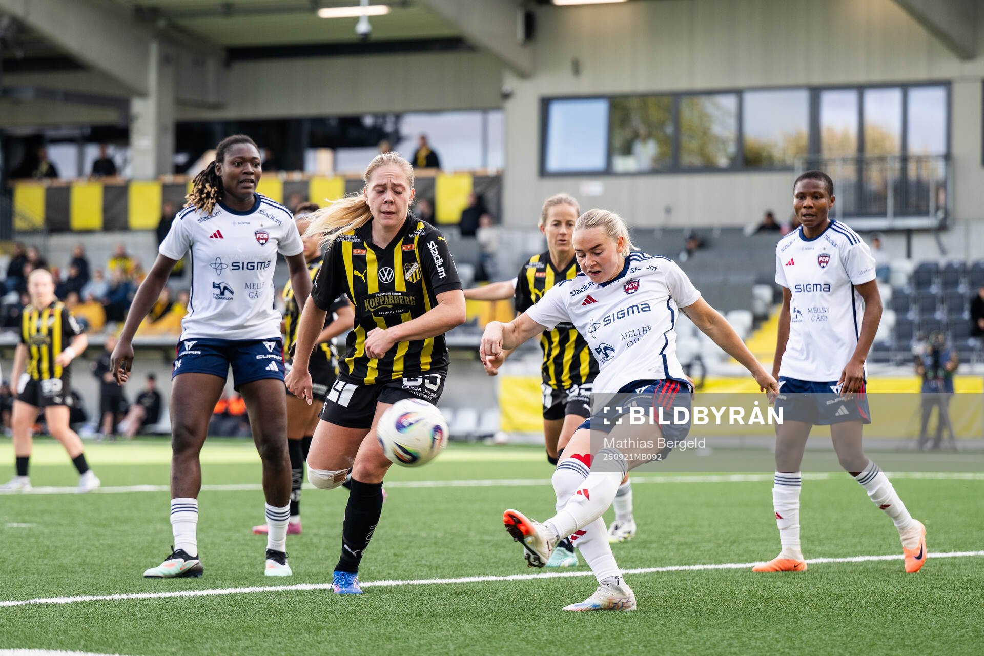 Häckens Alice Bergström och Rosengårds Emma Jansson