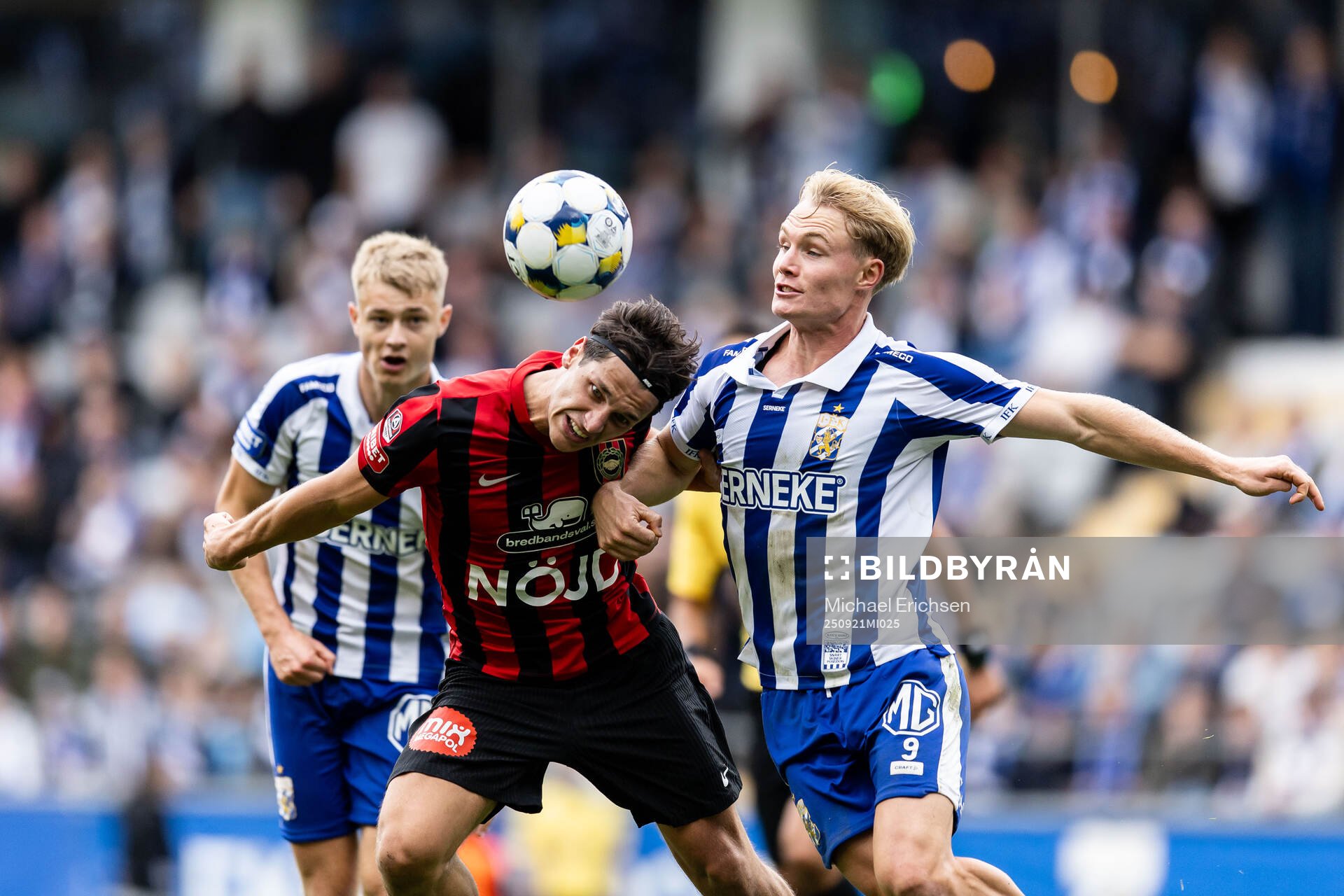Brommapojkarnas Kevin Ackermann och IFK Göteborgs Max