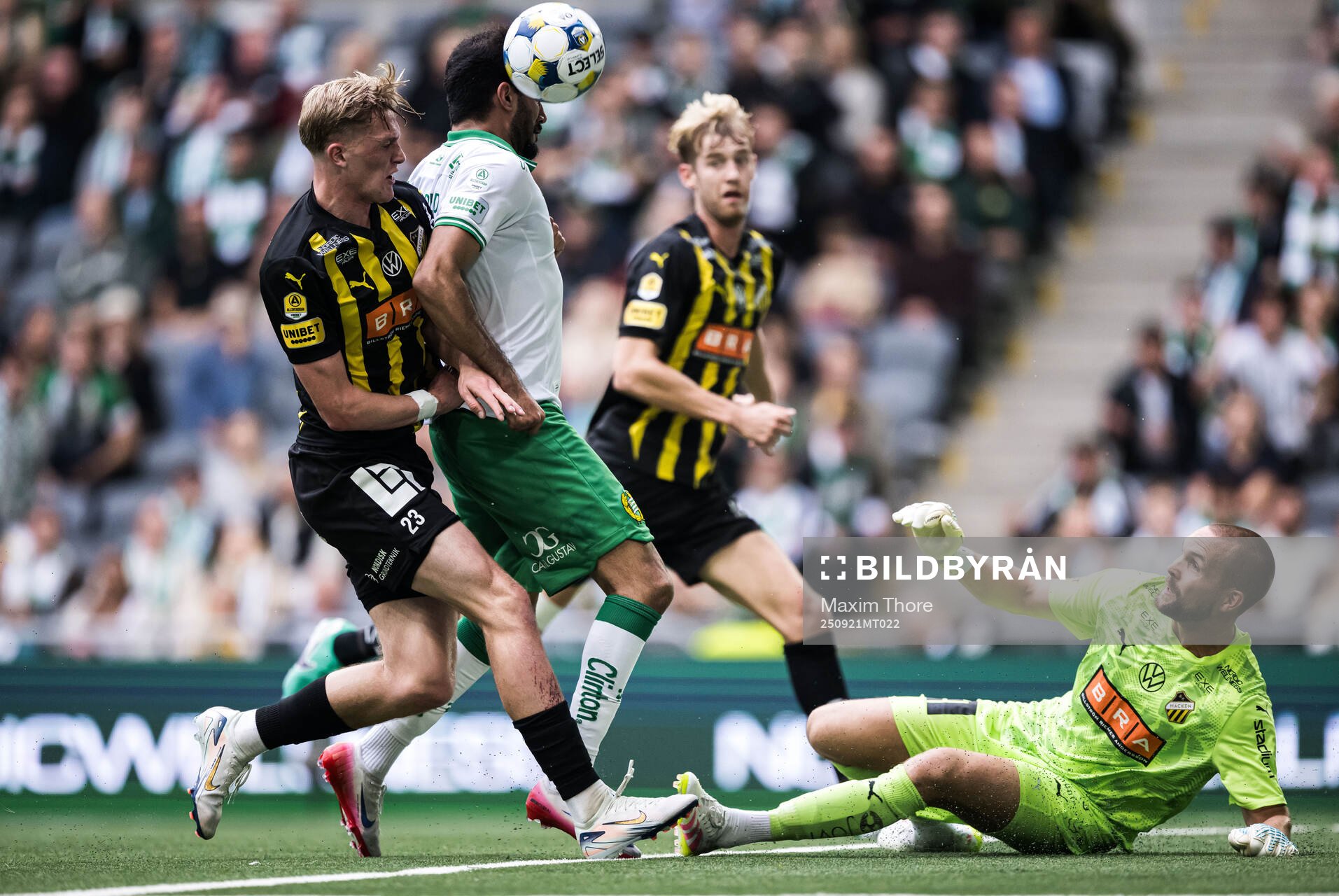 Hammarbys Montader Madjed och Häckens Olle Samuelsson och