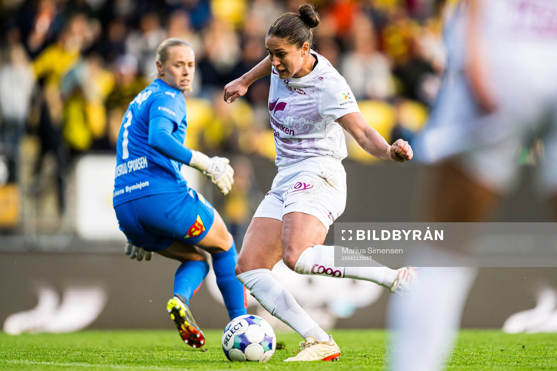 Brenna Lovera of Brann celebrates