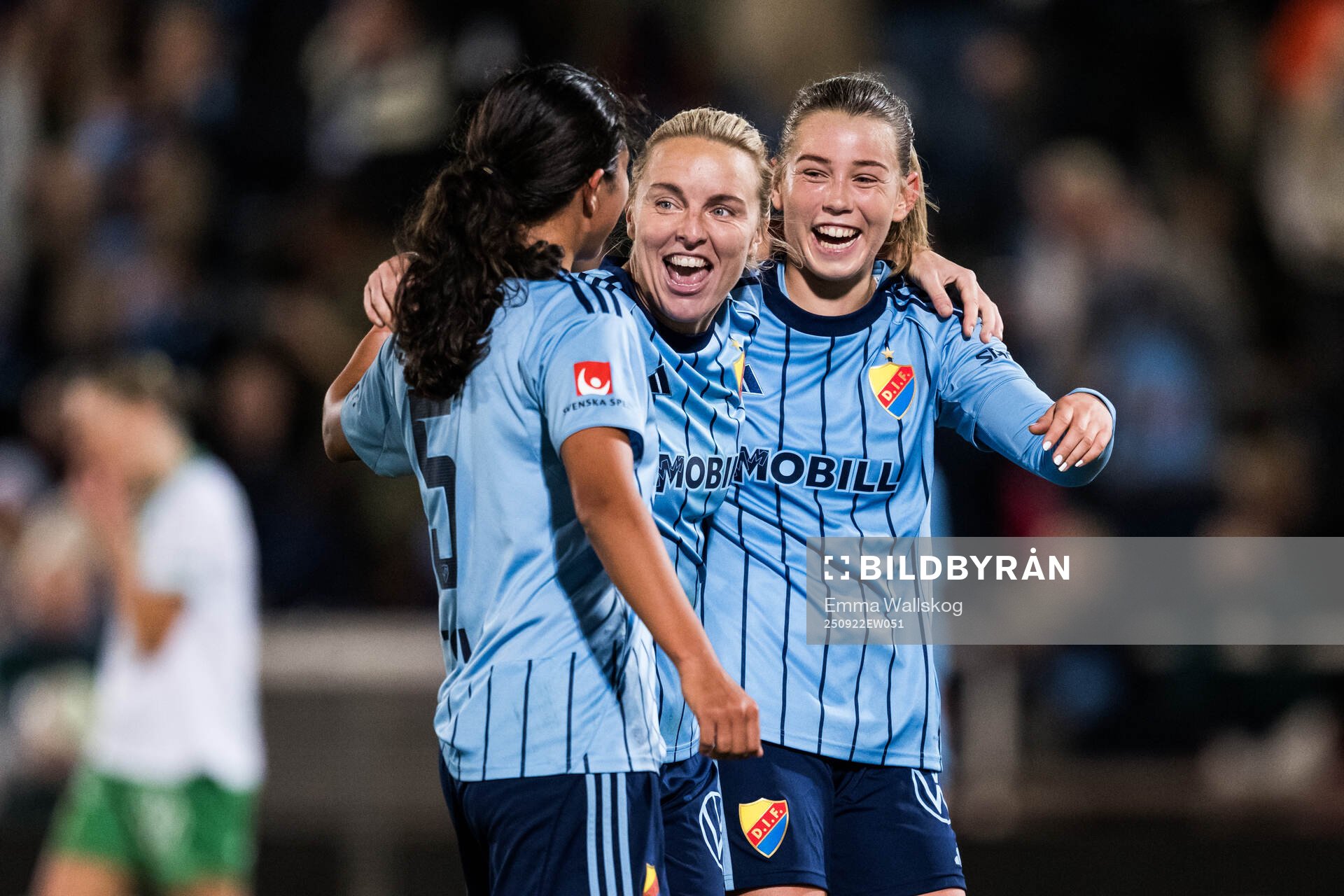 Djurgårdens Annika Svensson, Mimmi Larsson och Elsa