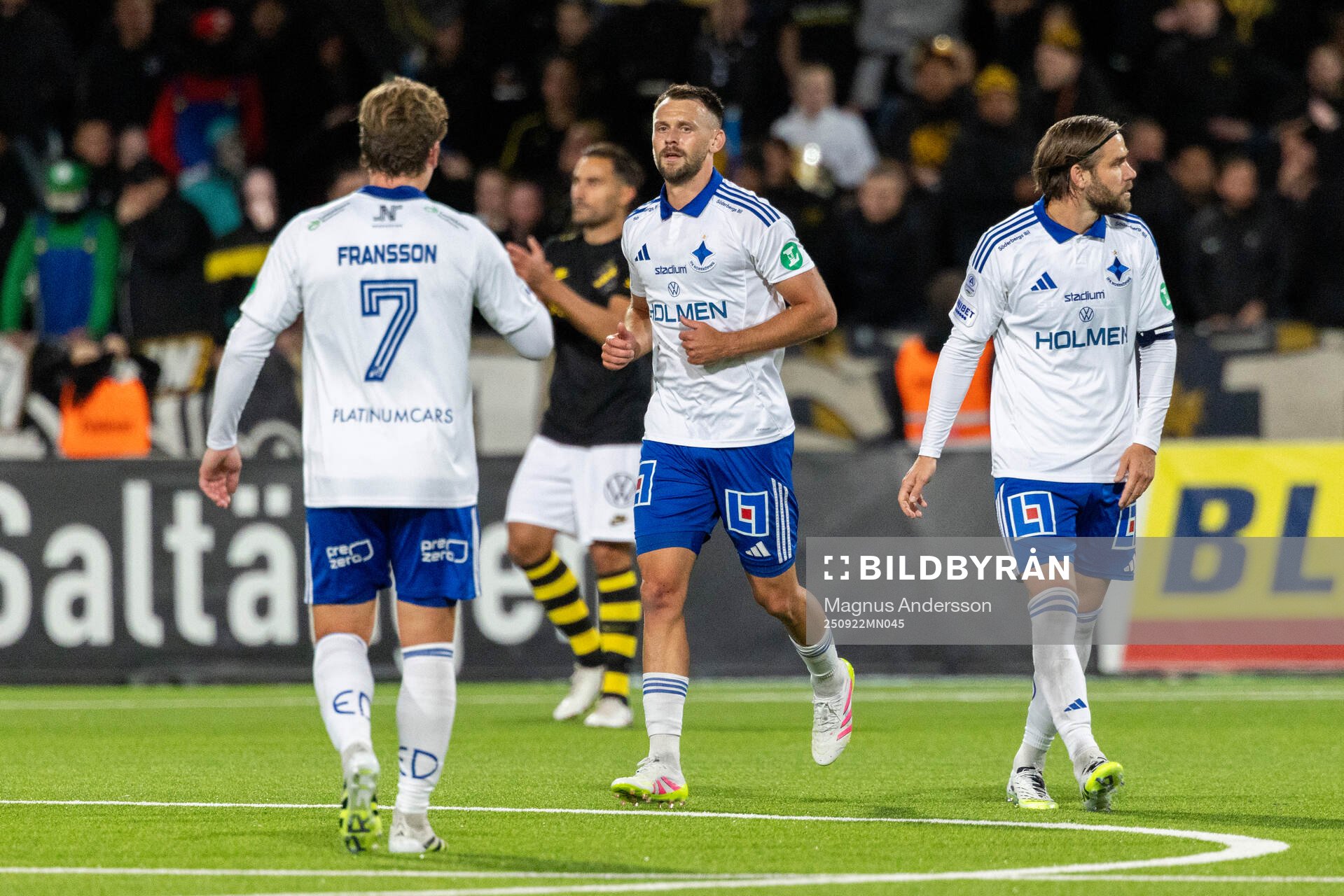 IFK Norrköpings Max Watson jublar
