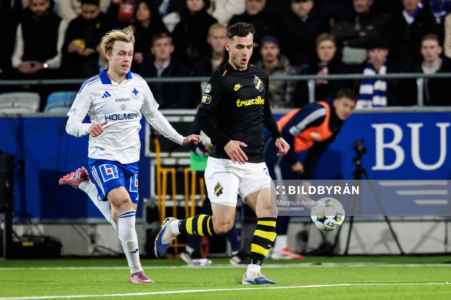IFK Norrköpings Isak Andri Sigurgeirsson och AIKs Áron