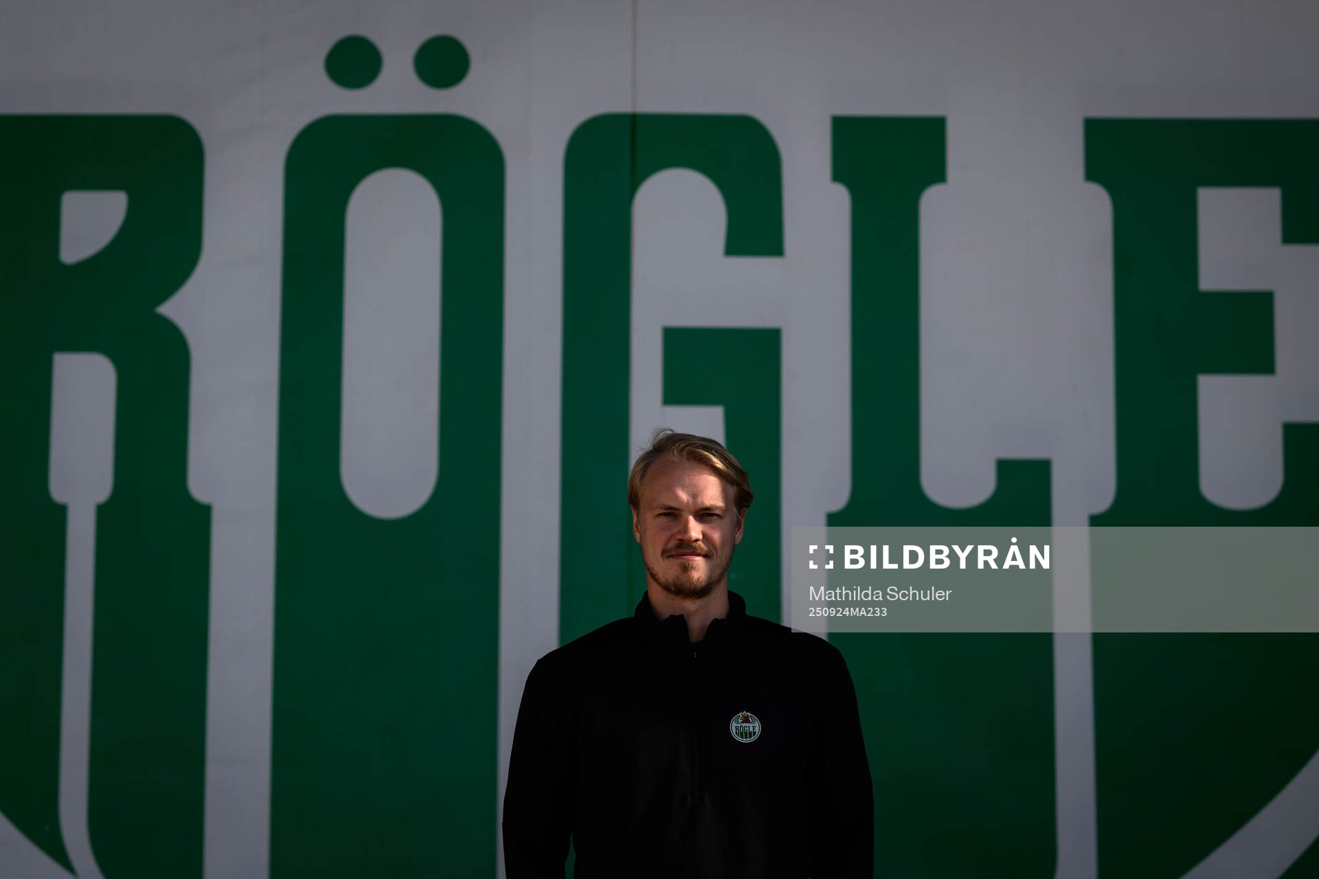 Rögles assisterande tränare i U16 Jakob Bondesson